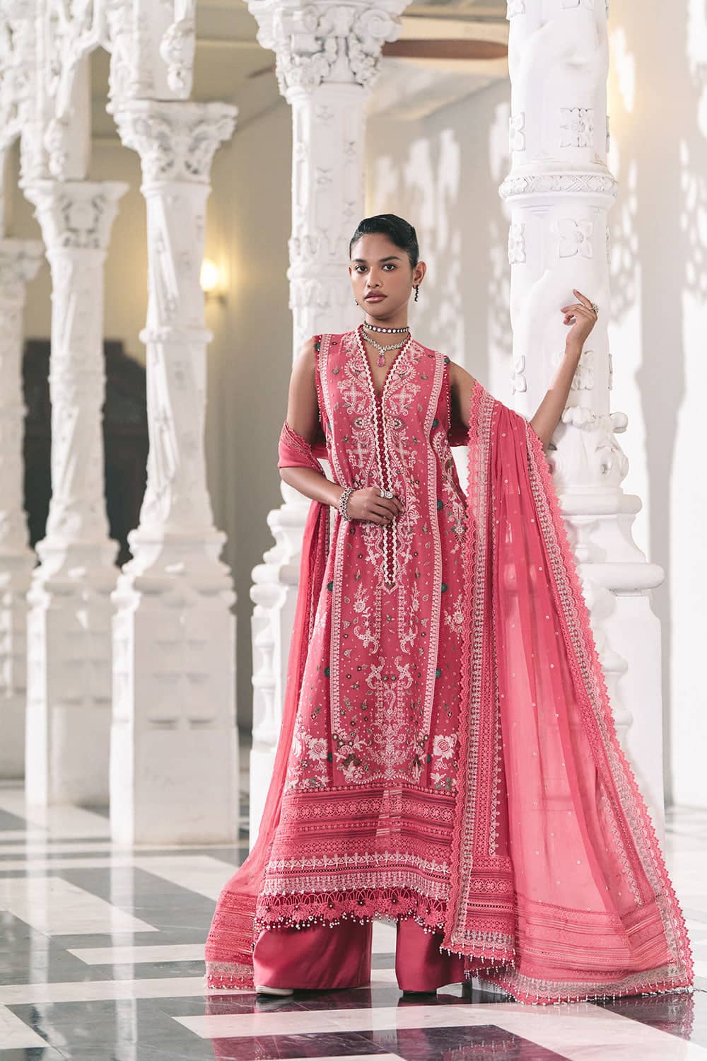 img_sobia_nazir_lawn_26_awwal_boutique