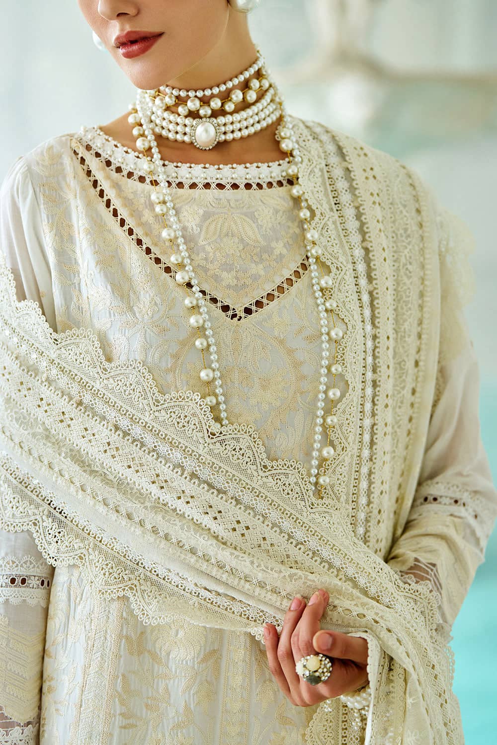 Sobia Nazir Luxury Lawn 26/9A