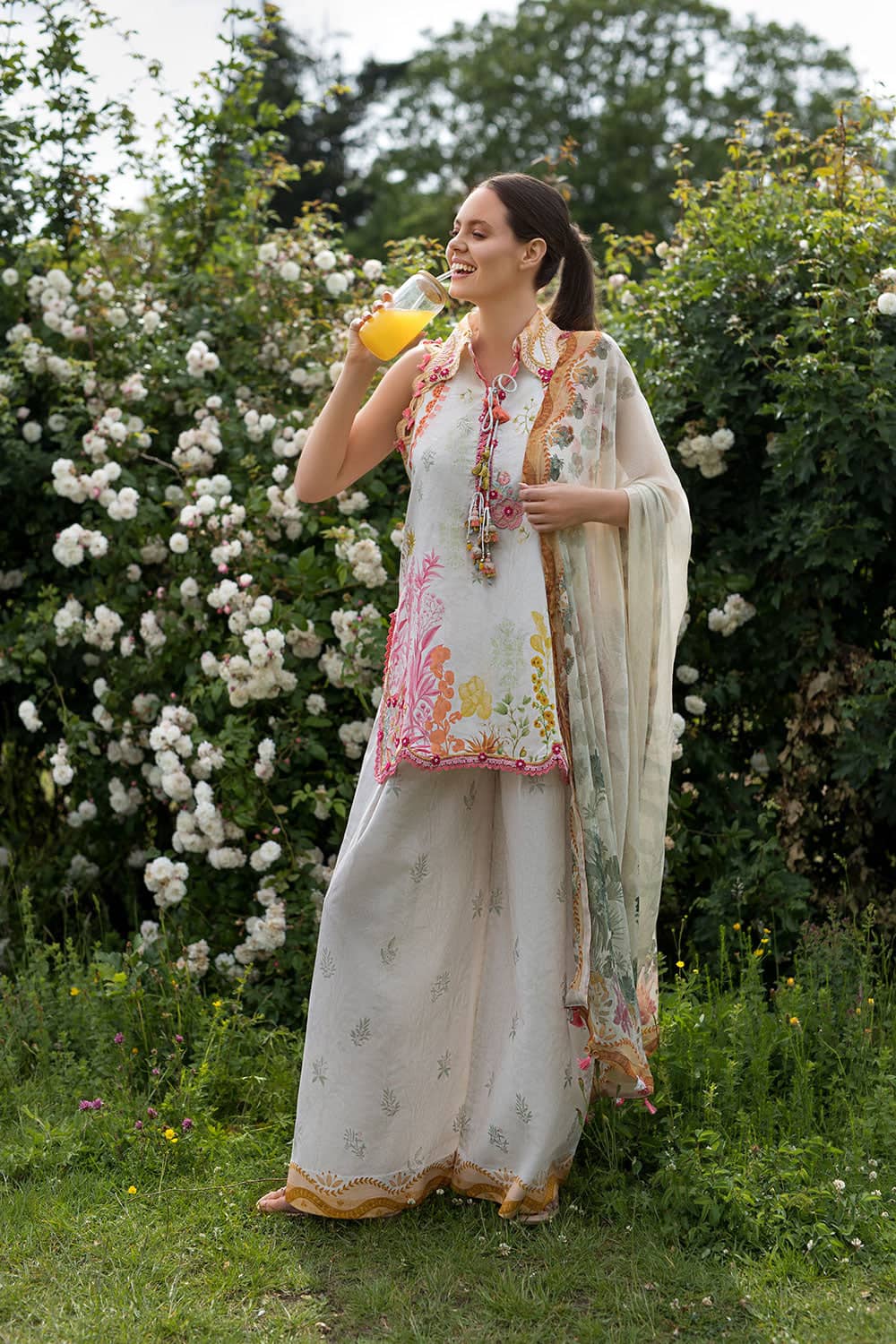 img_sobia_nazir_prihts_awwal_boutique