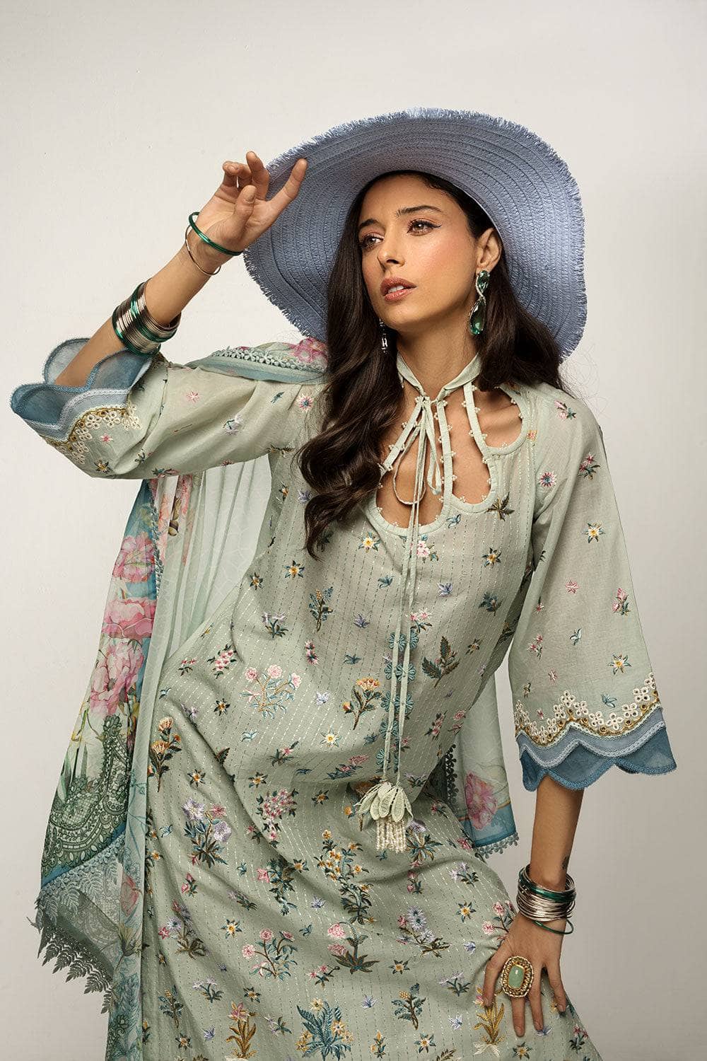 Sobia Nazir Lawn Pakistani Suits Sobia Nazir Vital Lawn 23/8 A