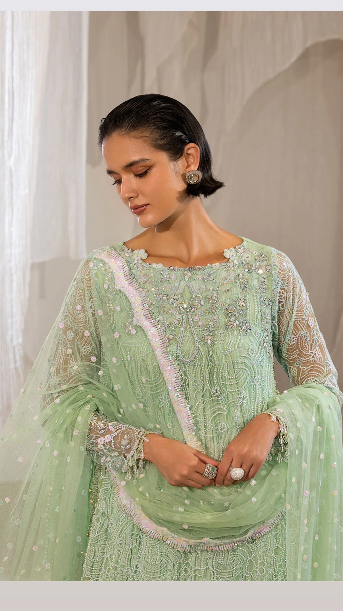 img_sobia_nazir_nur_festive_awwal_boutique