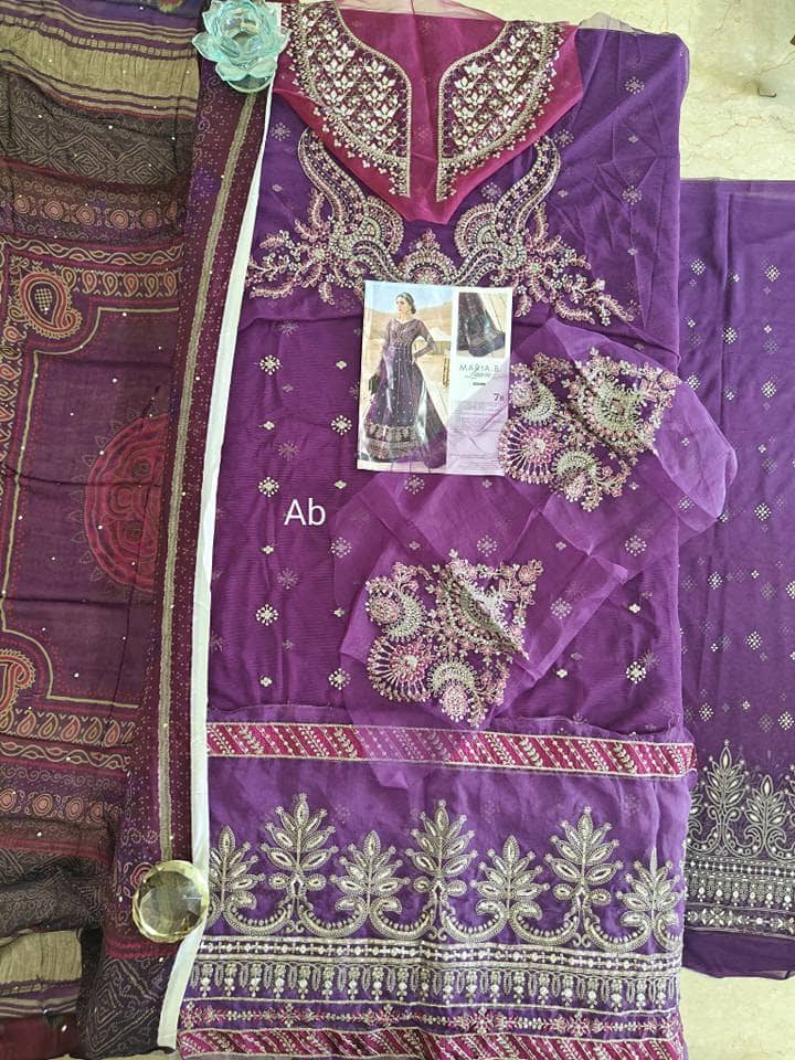 img_maria_b_lawn_awwal_boutique