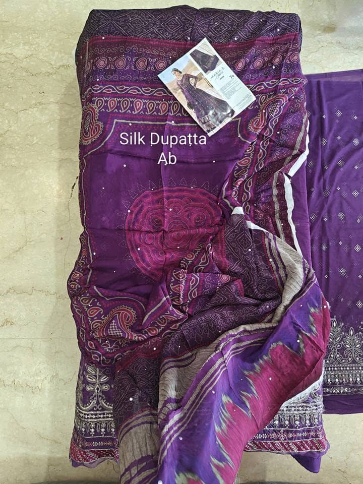 img_maria_b_lawn_awwal_boutique