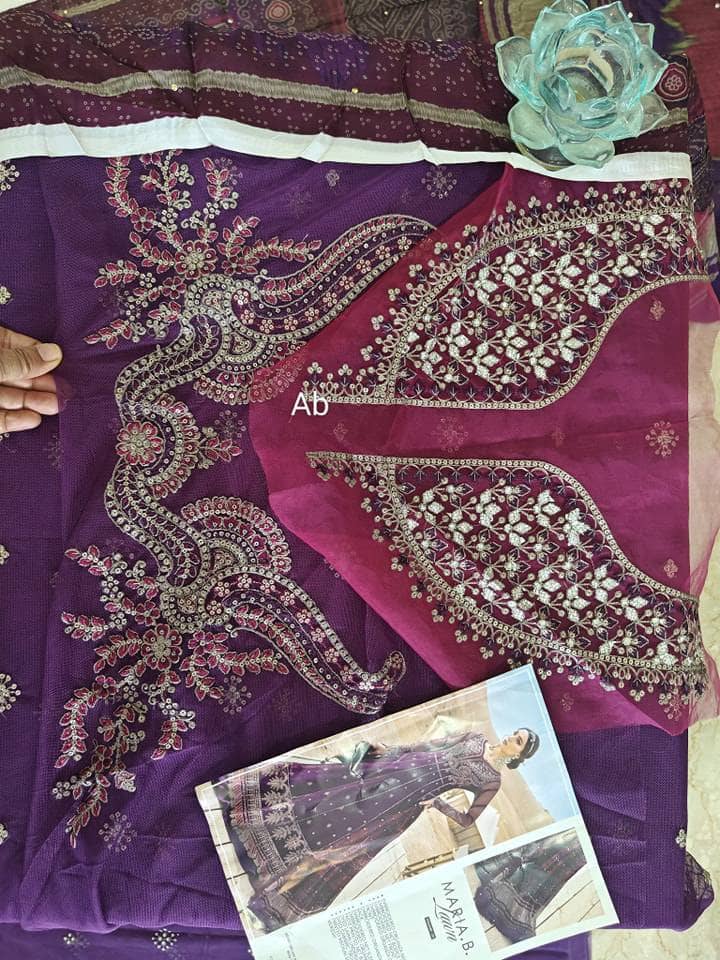 img_maria_b_lawn_awwal_boutique