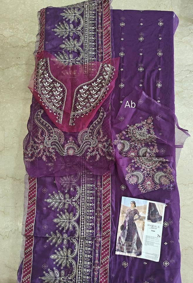 Open Pic/Maria B Luxury Lawn 25/7B/Plum