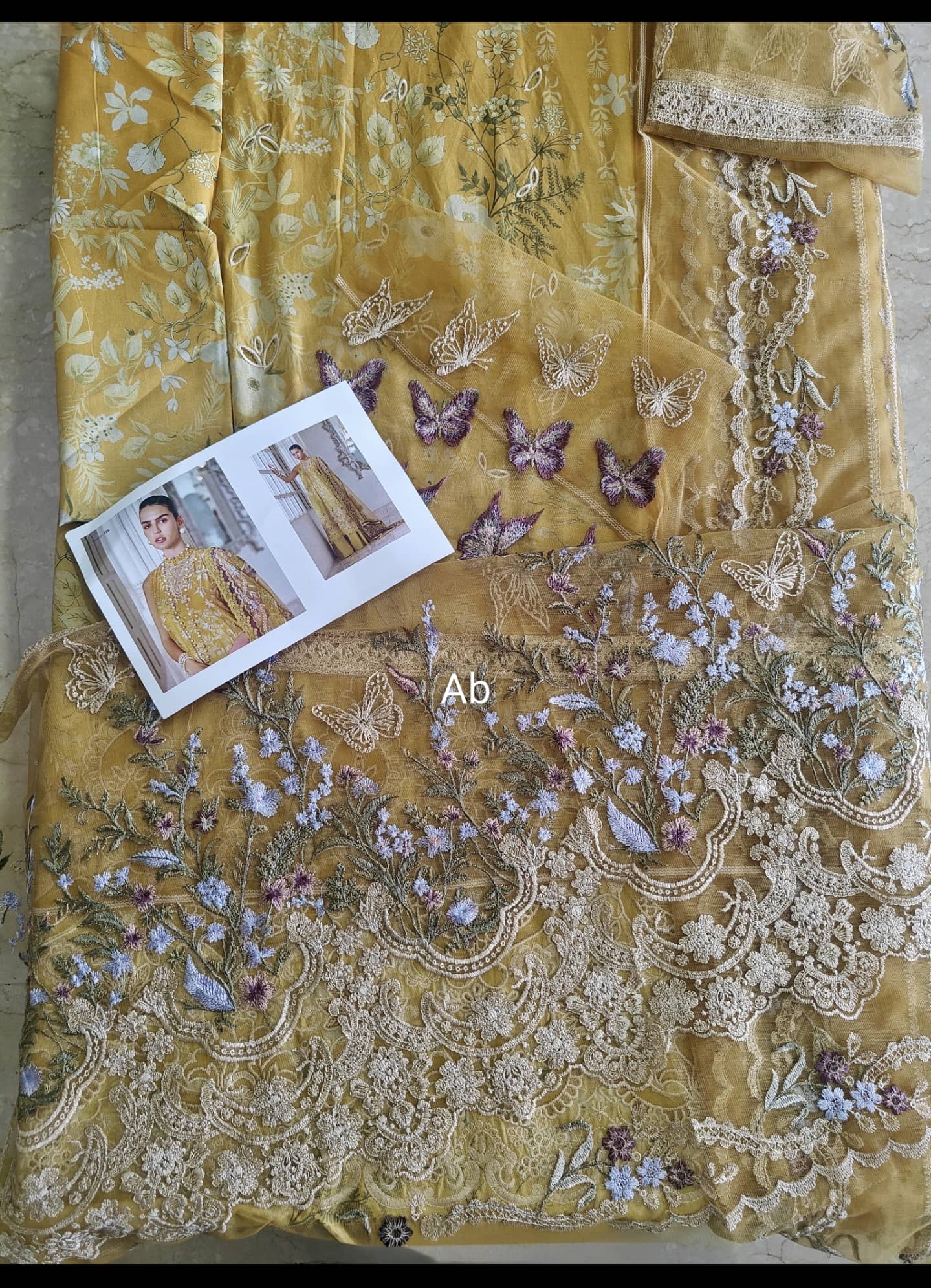 img_sobia_nazir_lawn_awwal_boutique