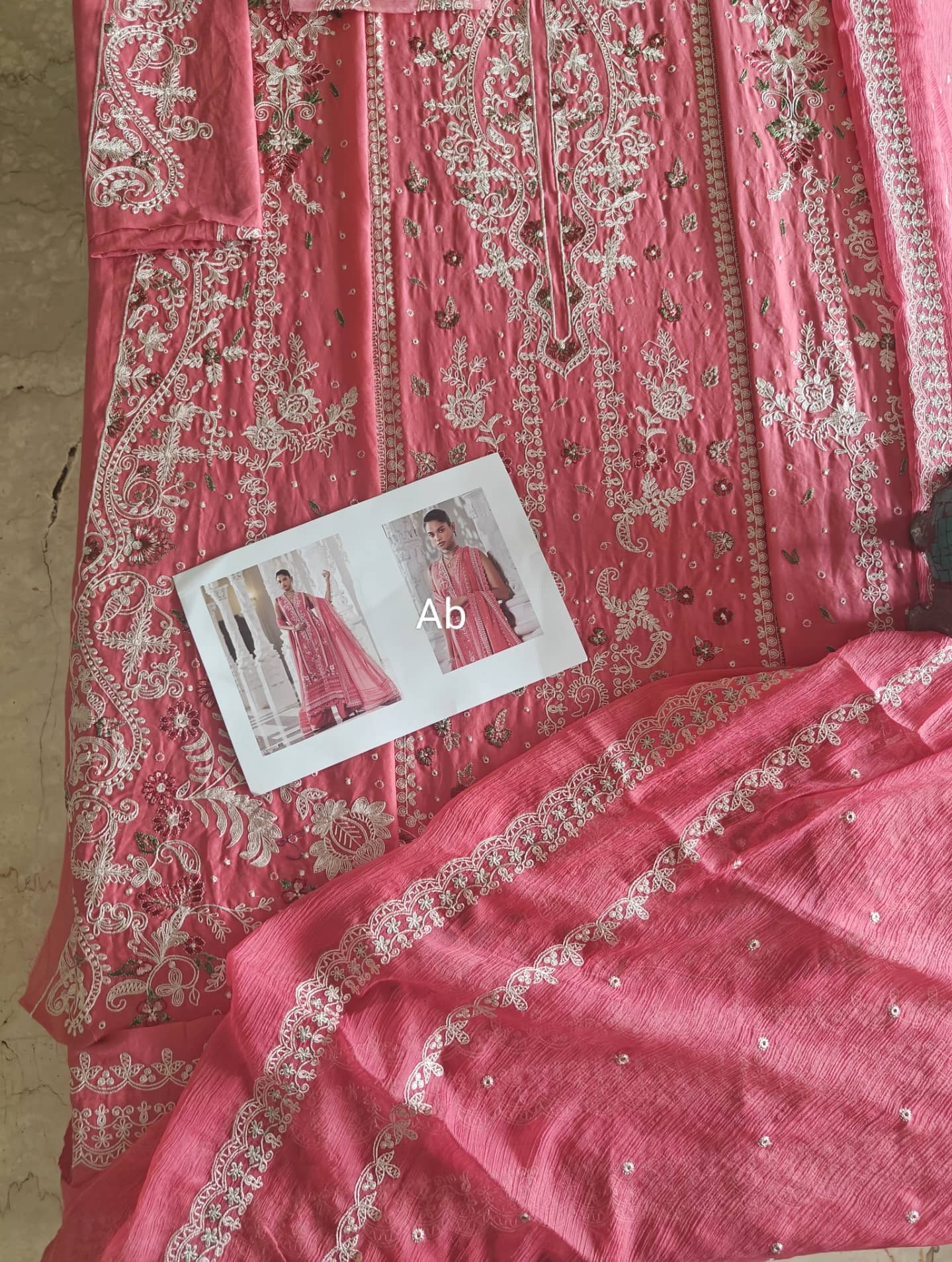 img_sobia_nazir_lawn_26_awwal_boutique