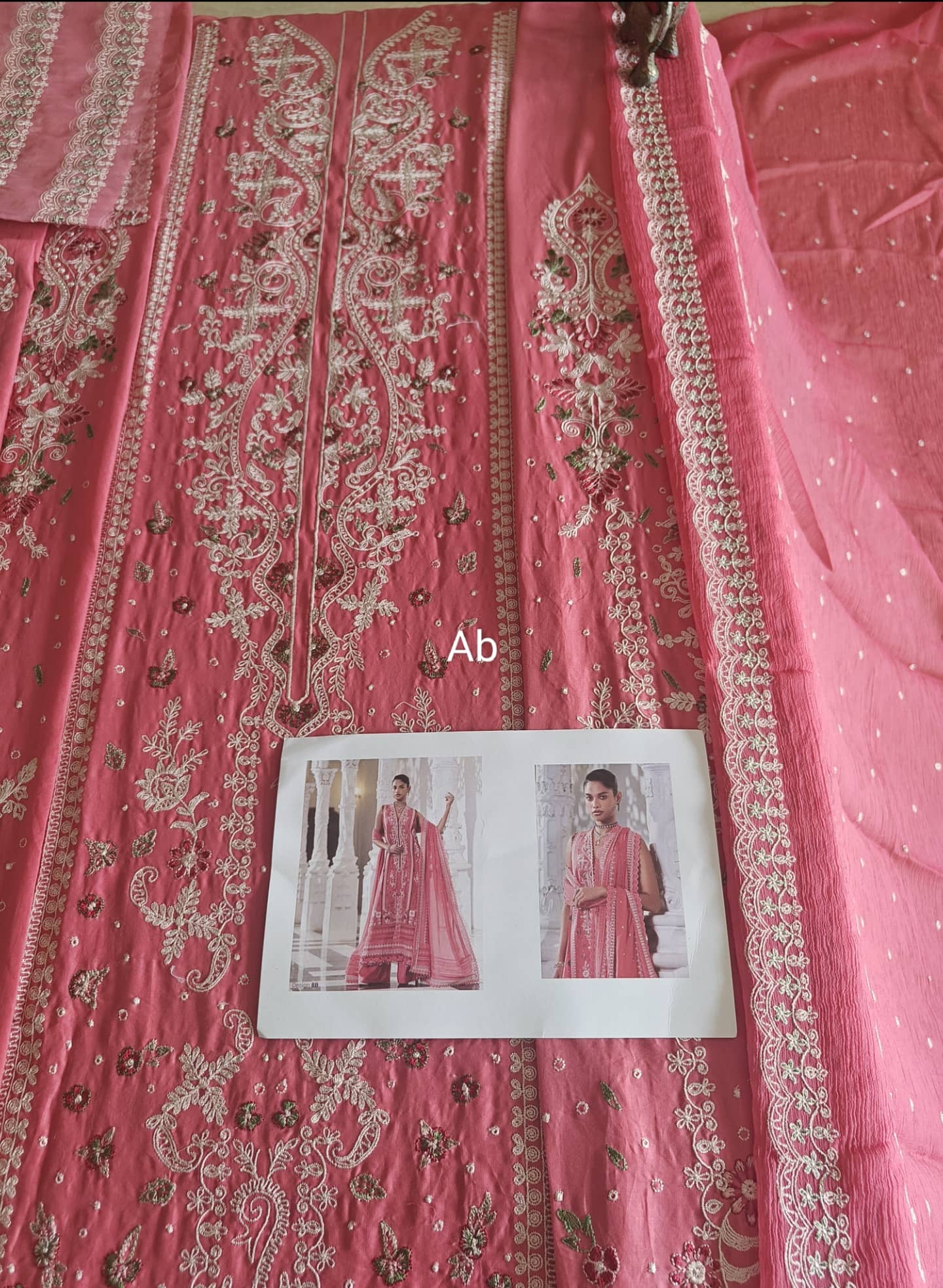 Open Pic/Sobia Nazir Luxury Lawn 26/8B