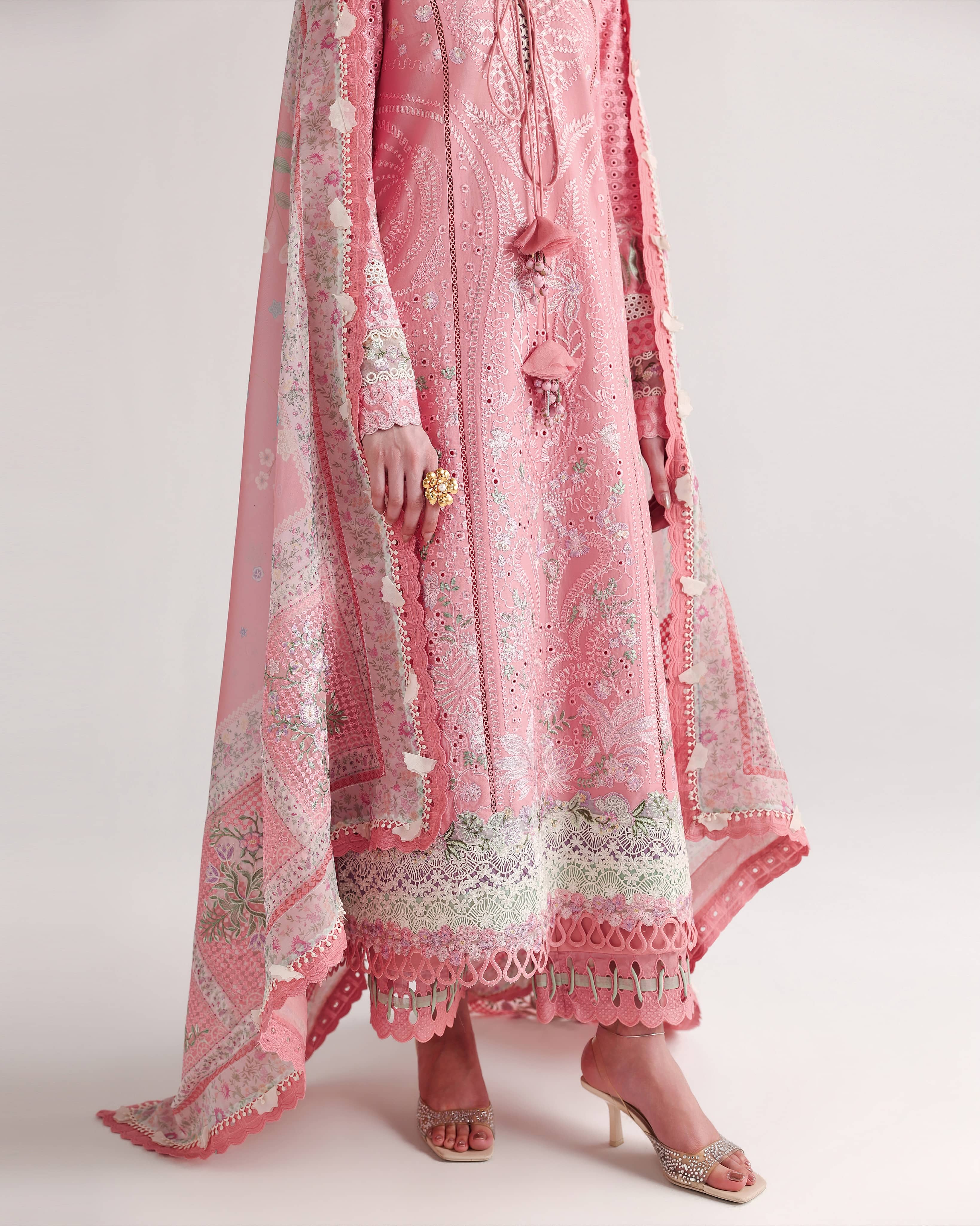 Sale‼️Suffuse Luxury Lawn 26/Kesira/Pink