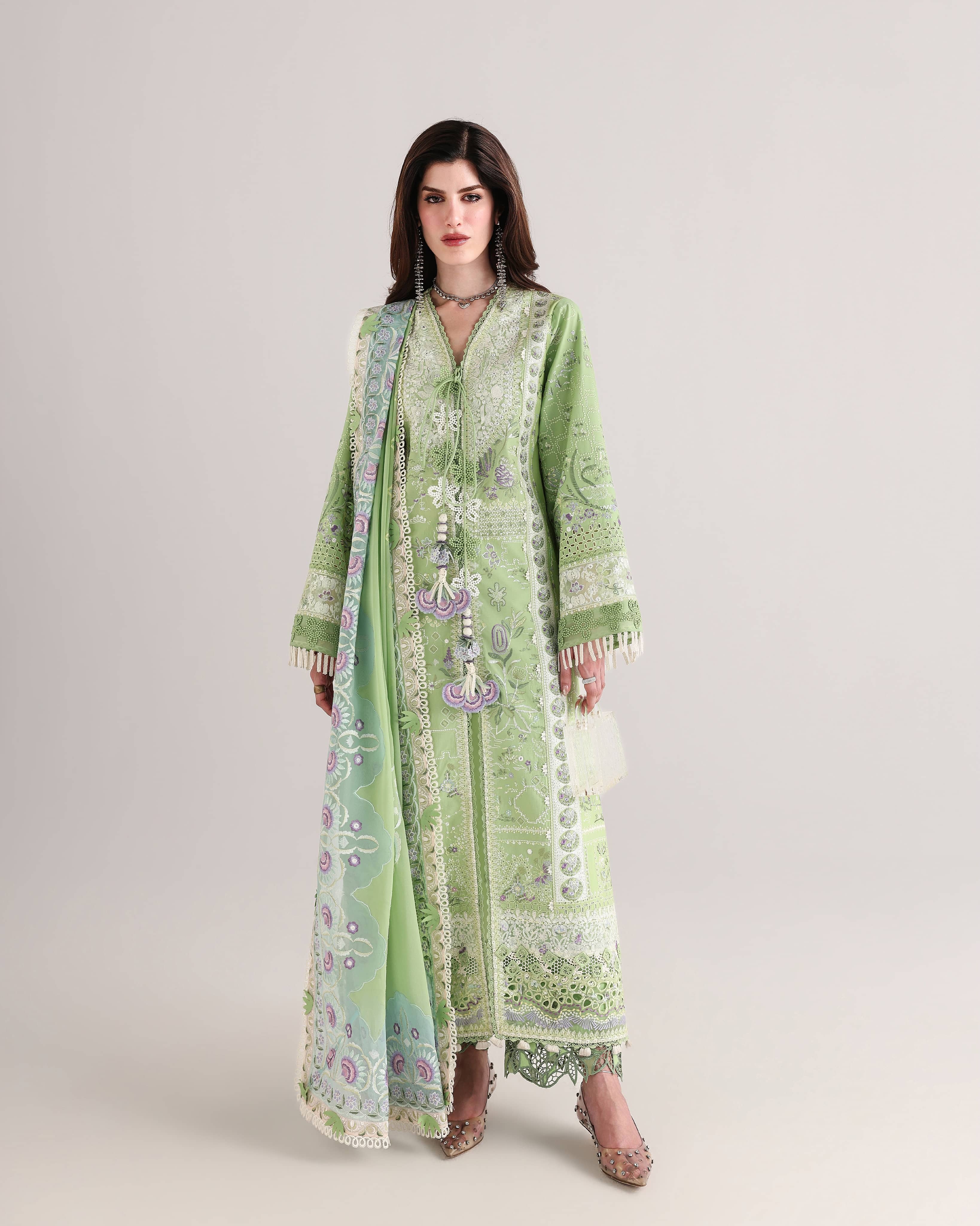 img_suffuse_luxury_lawn_26_awwal_boutique