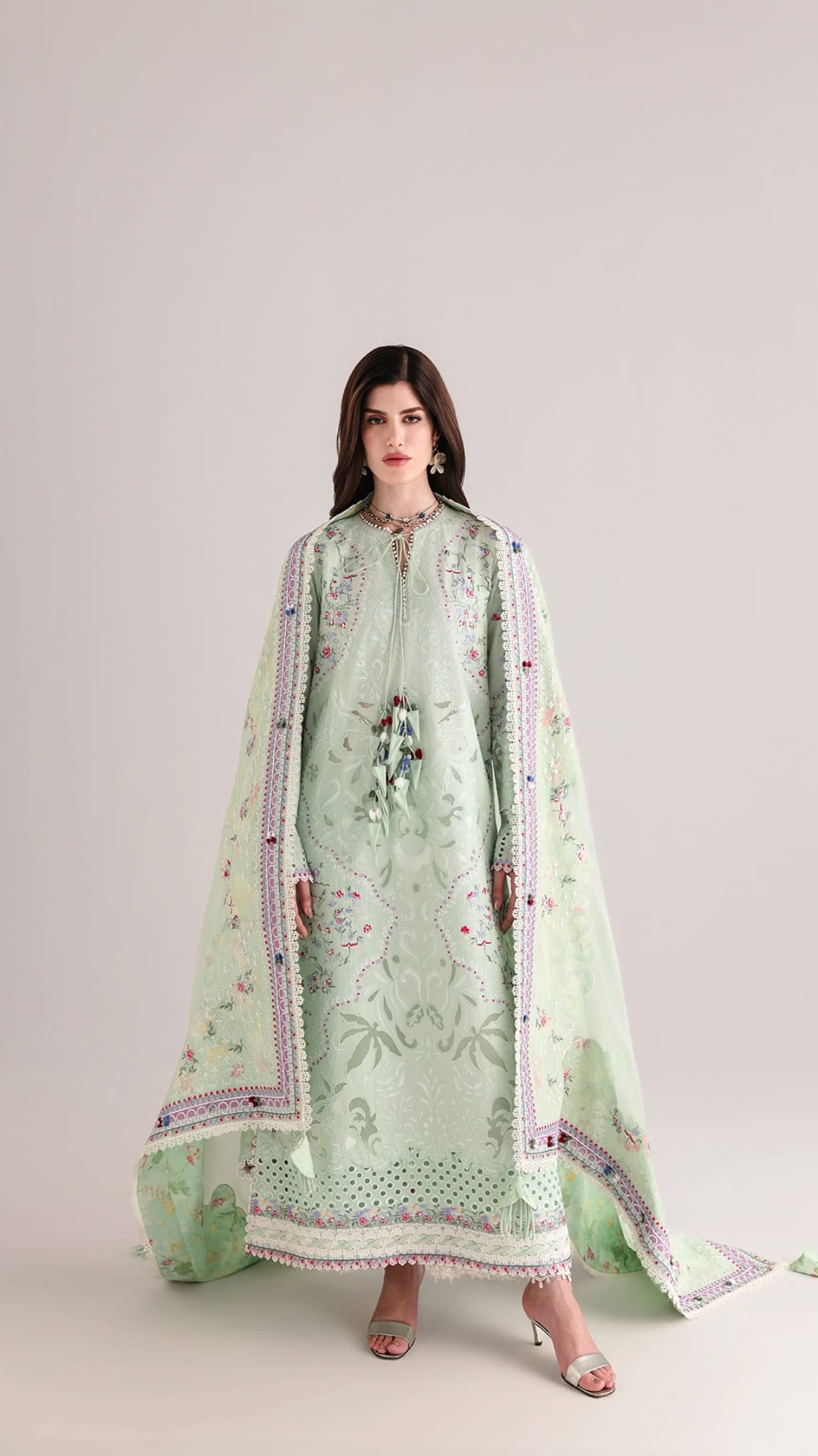 img_suffuse_luxury_lawn_26_awwal_boutique