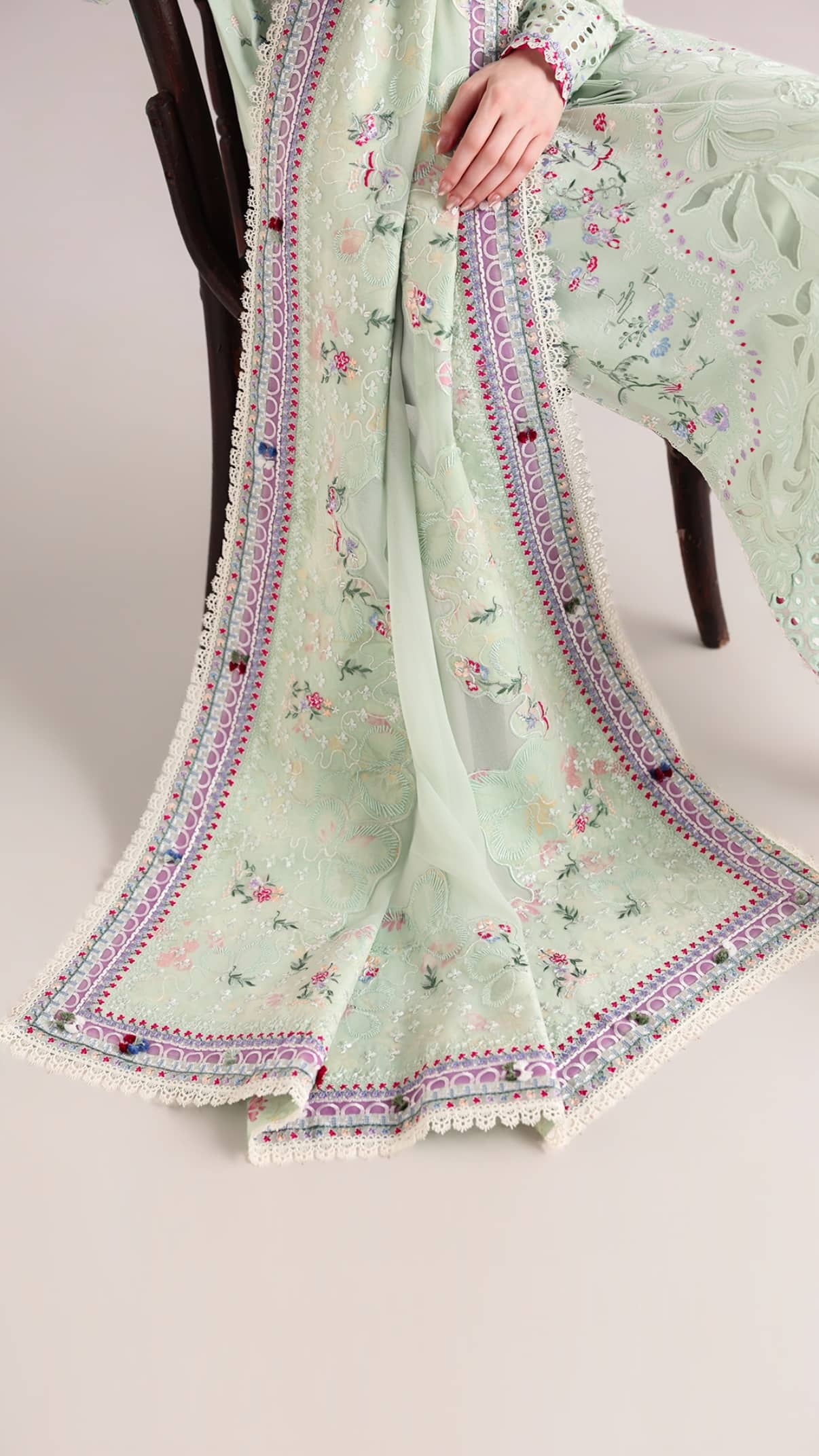 Sale‼️Suffuse Luxury Lawn 26/Seroli/Mint Green
