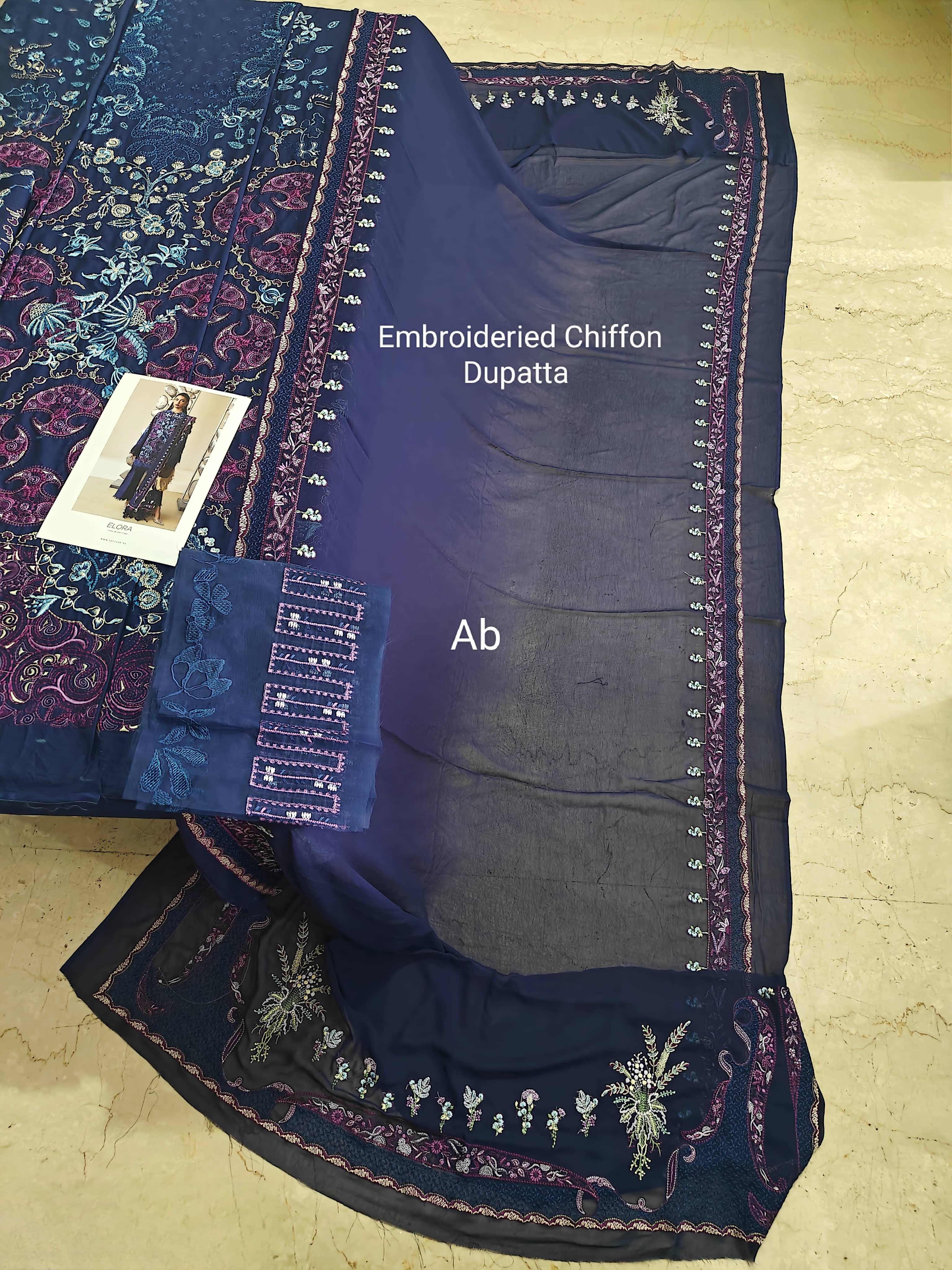 Open Pic/Sale‼️Suffuse Luxury Lawn 26/Elora/Blue
