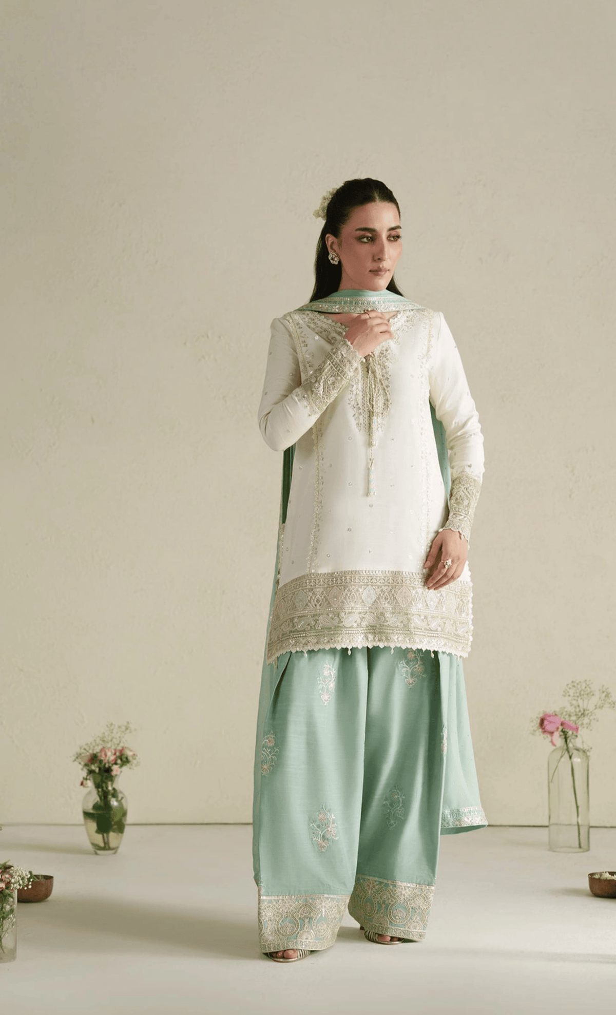 img_nureh_silk_awwal_boutique