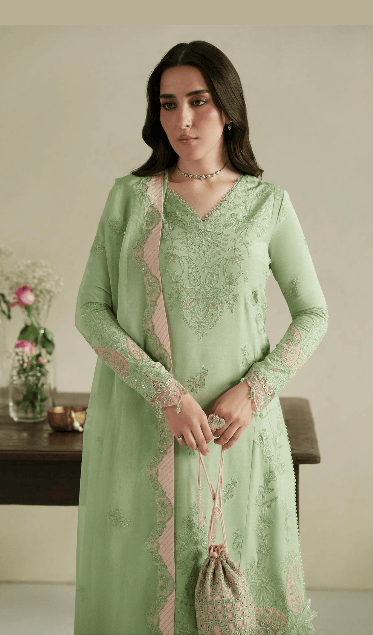Vera Premium Raw Silk 2026/Gajra/Mint Green