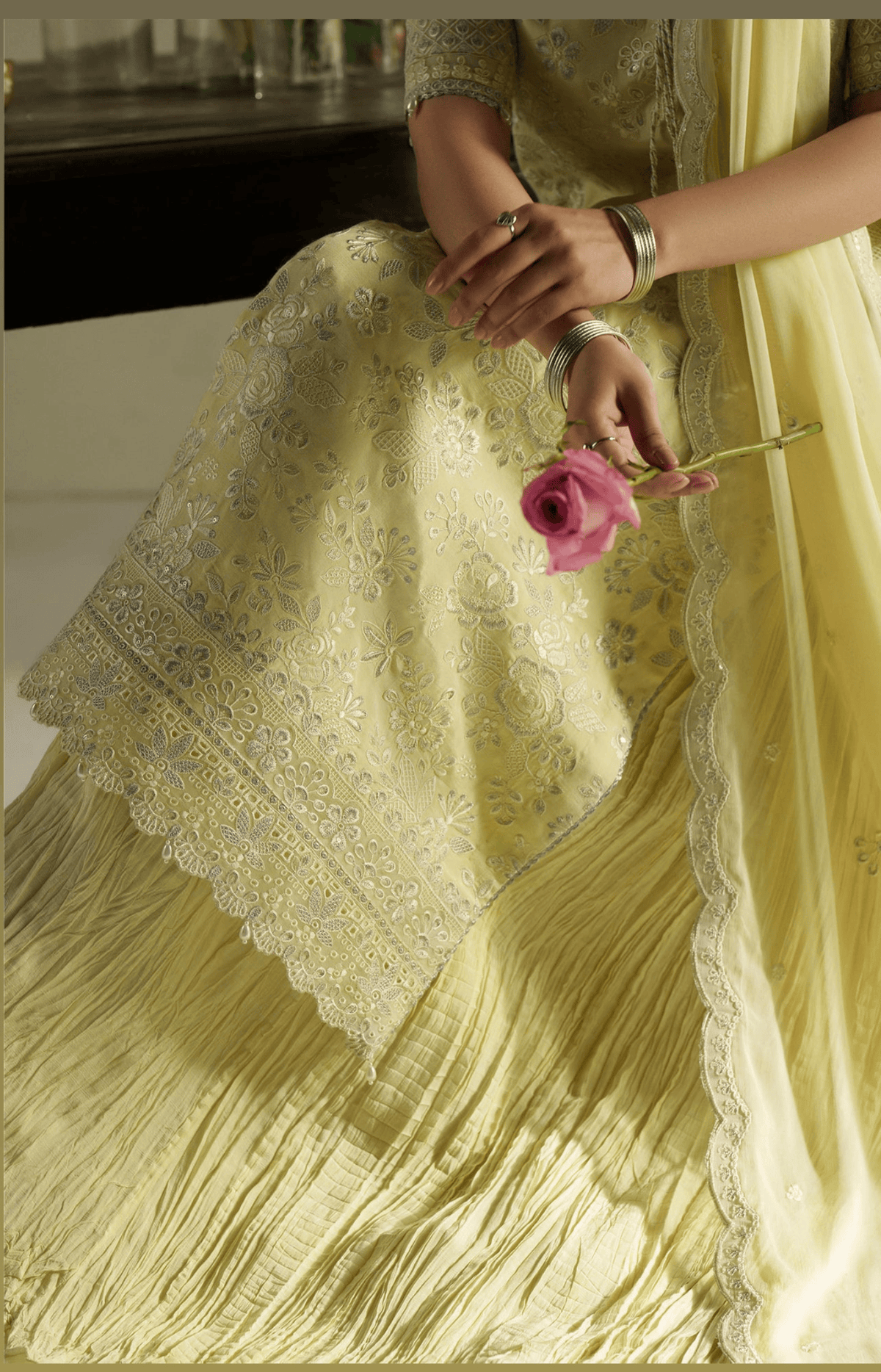 img_nureh_silk_awwal_boutique