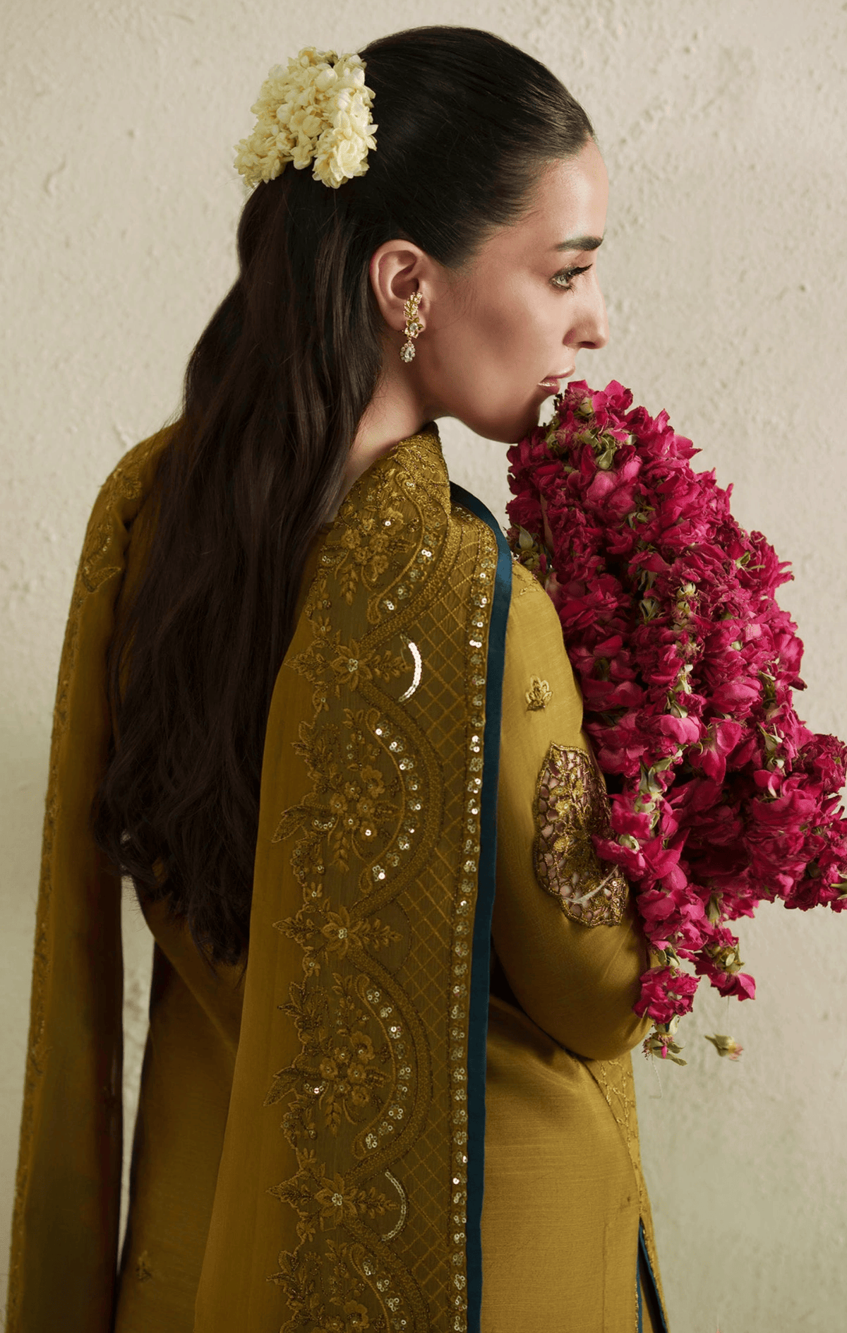 img_nureh_silk_awwal_boutique