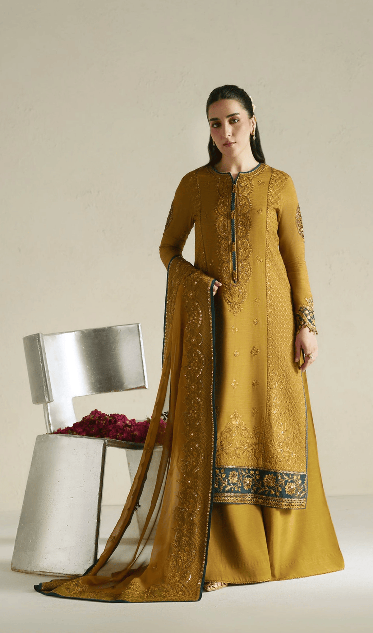 img_nureh_silk_awwal_boutique