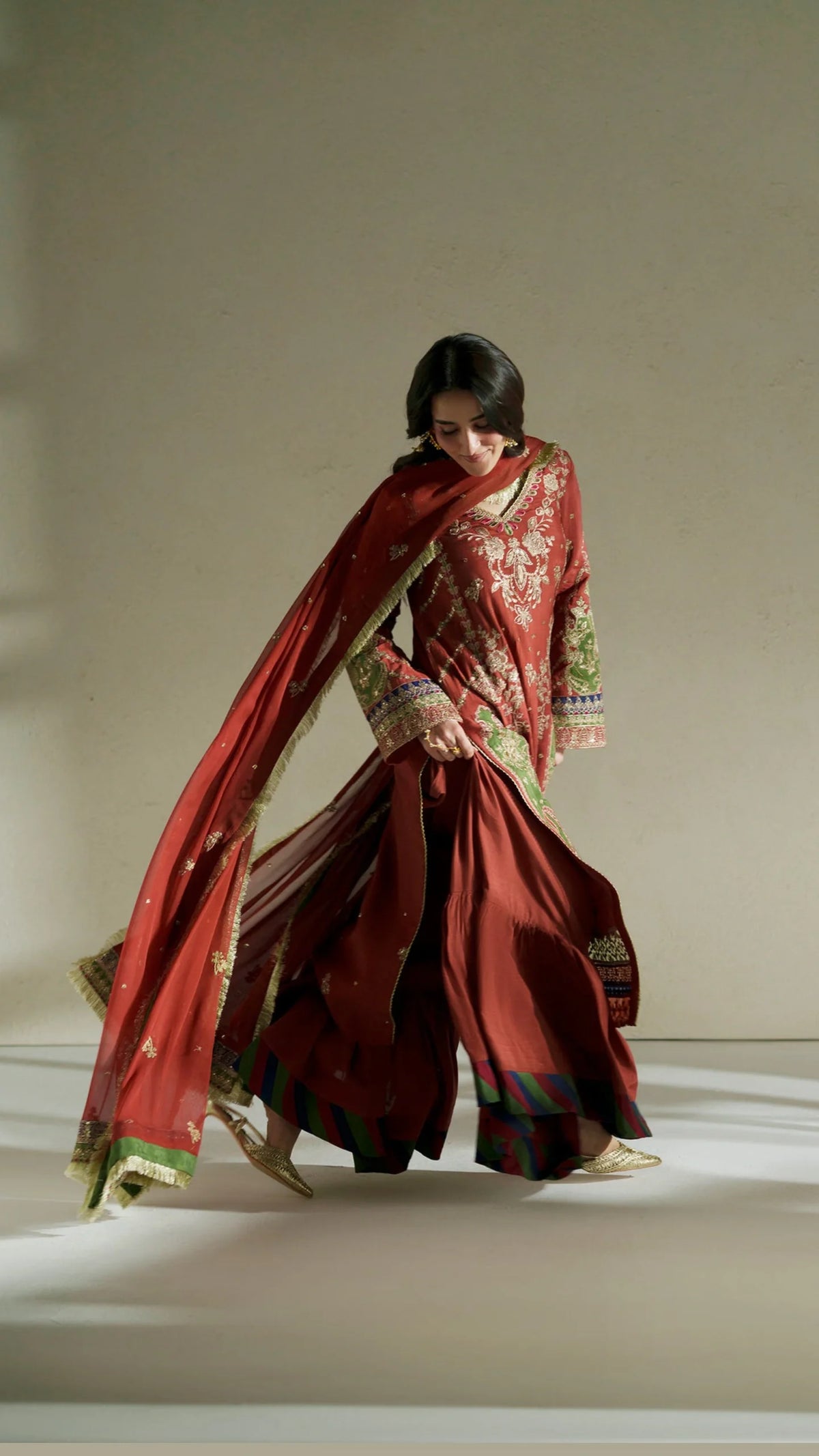 Vera Premium Raw Silk 2026/Zar/Rust