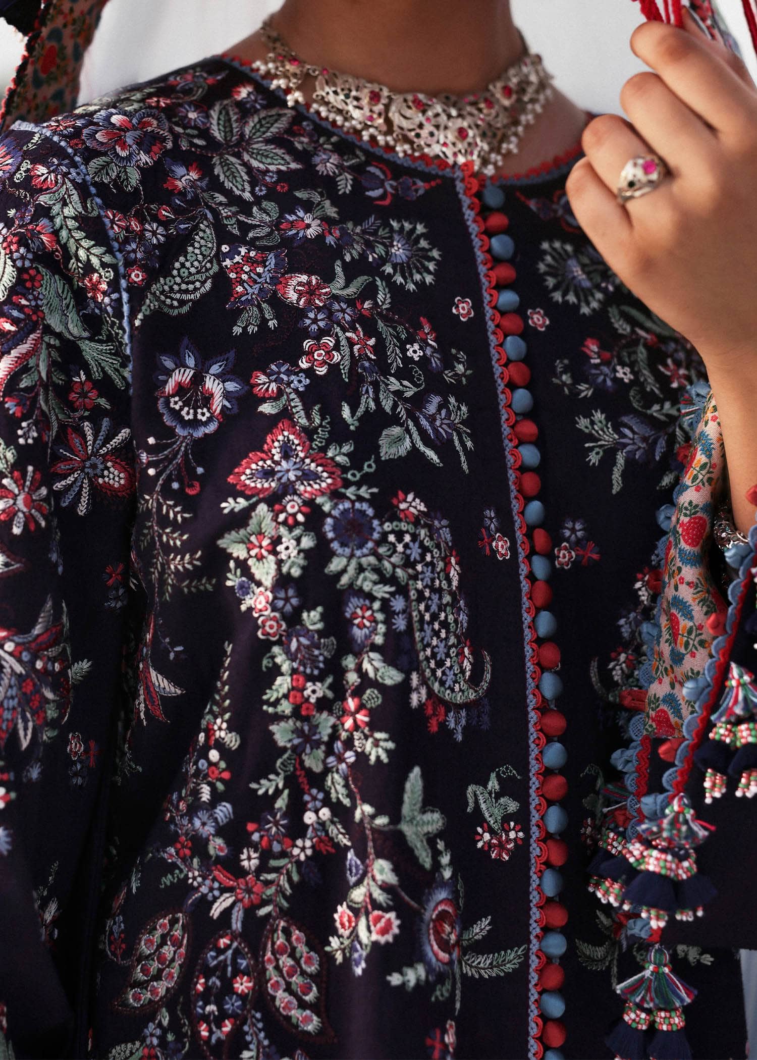 Hussain Rehar Karandi 25/Rouge/Plum