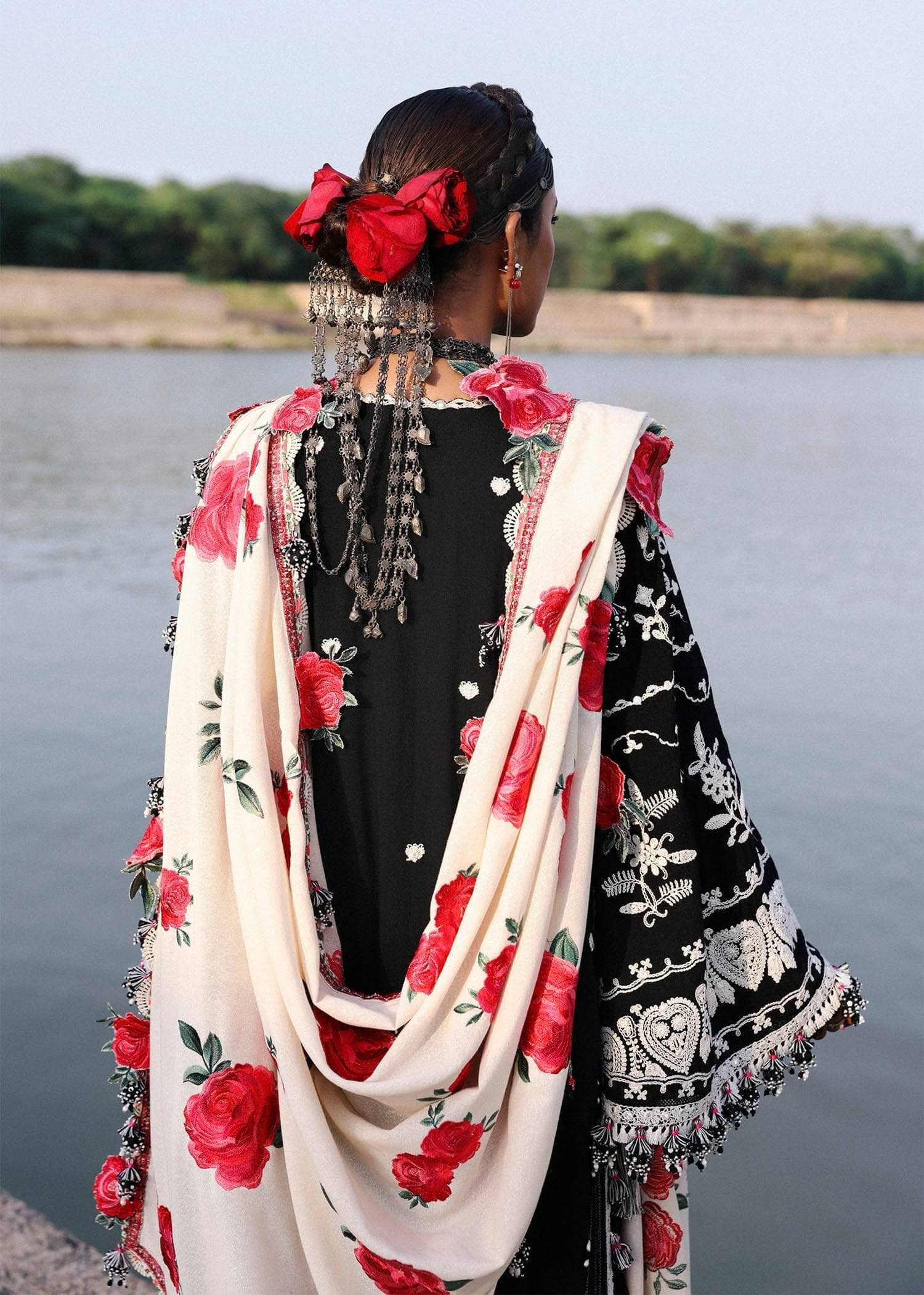 Hussain Rehar Karandi 25/Rose/Black