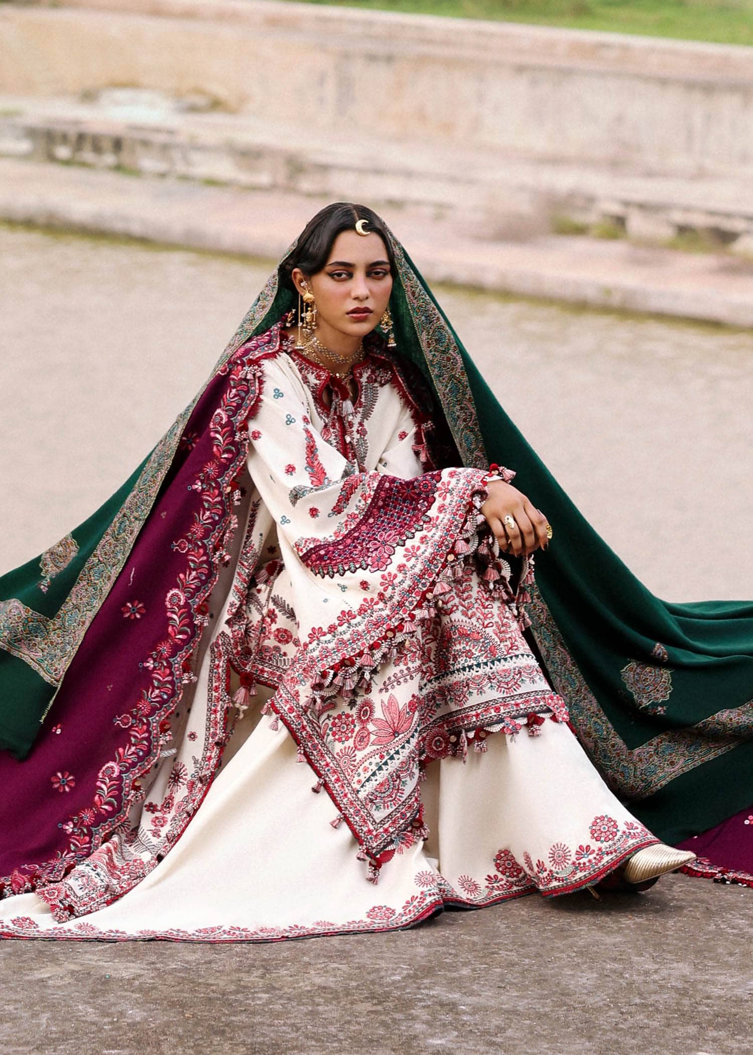 img_hussain_rehar_karandi_awwal_boutique