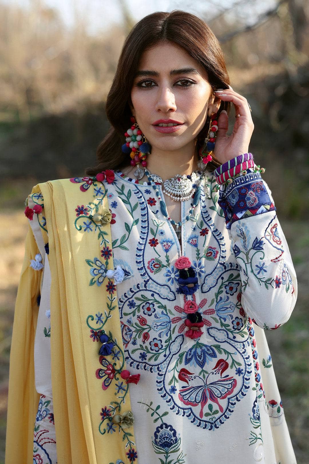 img_zaha_festive_lawn_neelum_awwal_boutique