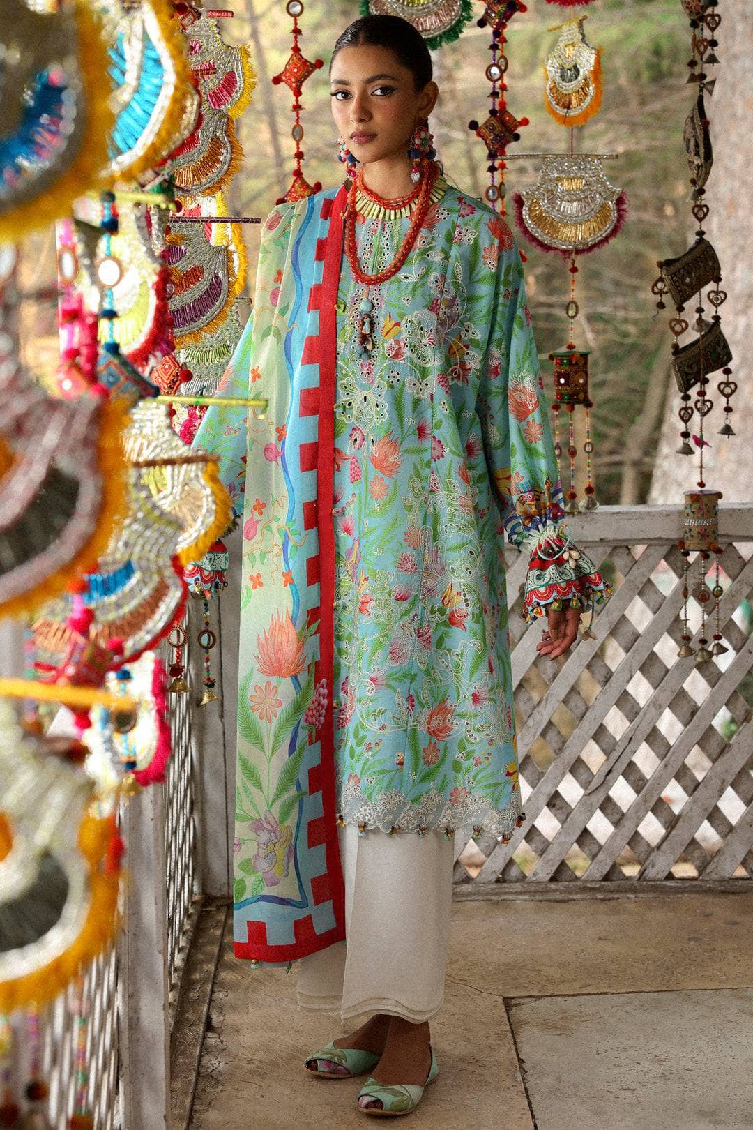 img_zaha_festive_lawn_neelum_awwal_boutique