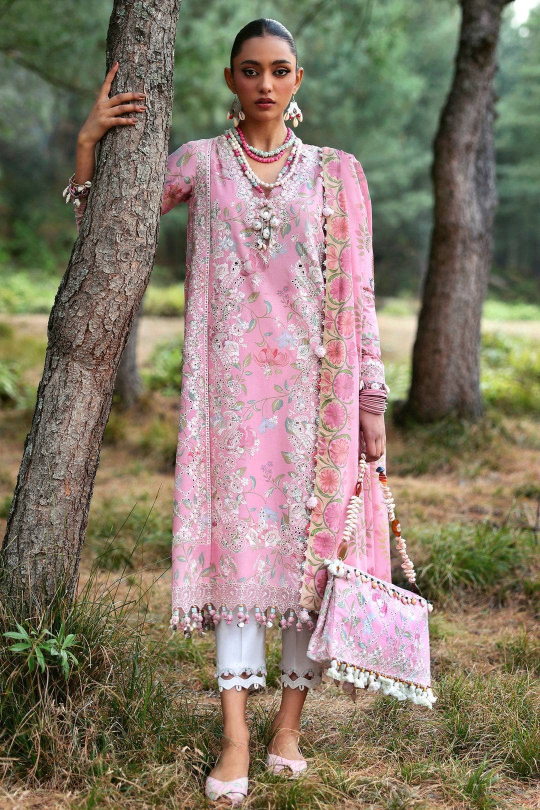 img_zaha_festive_lawn_neelum_awwal_boutique
