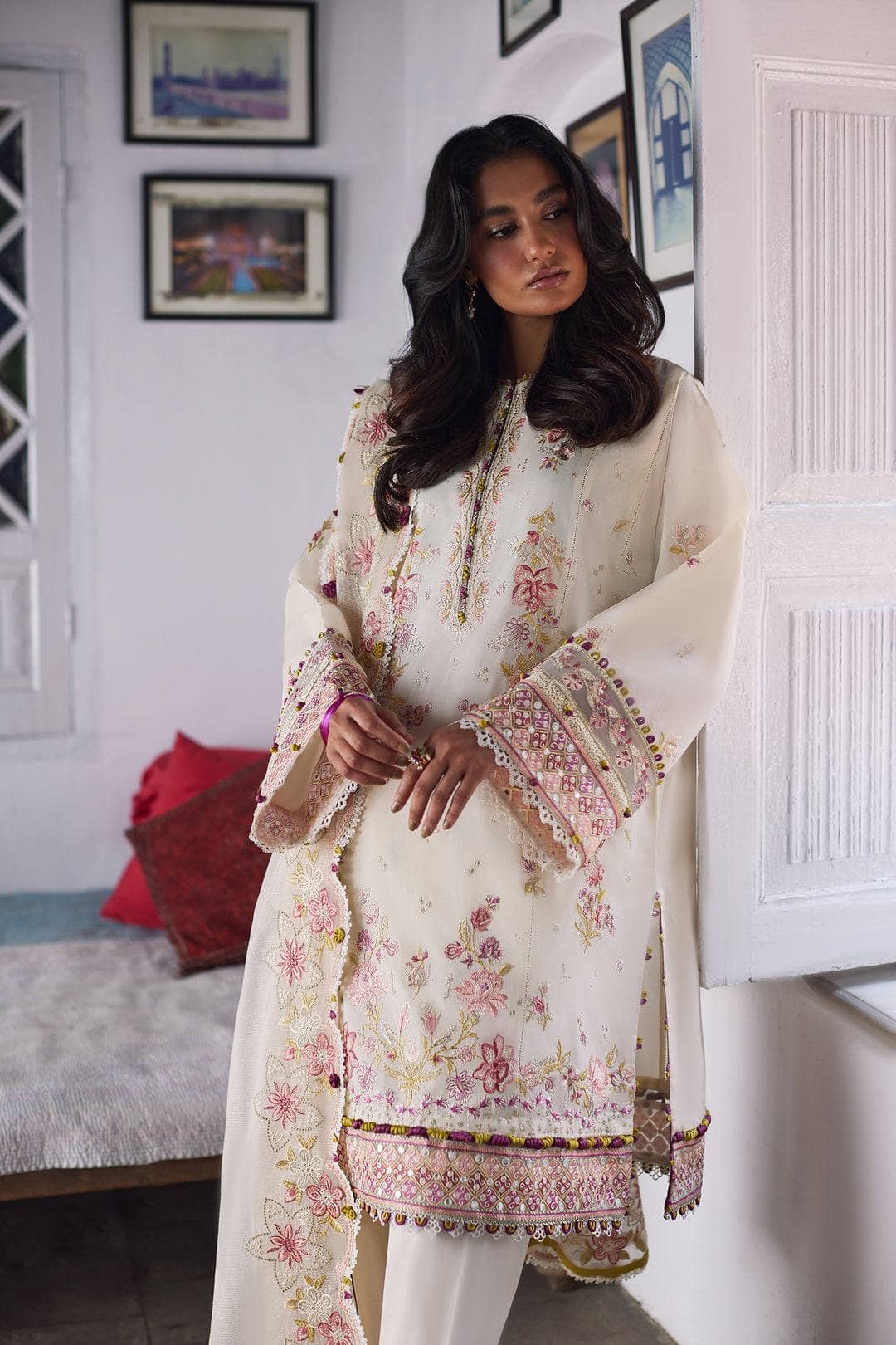 img_zaha_festive_lawn_awwal_boutique