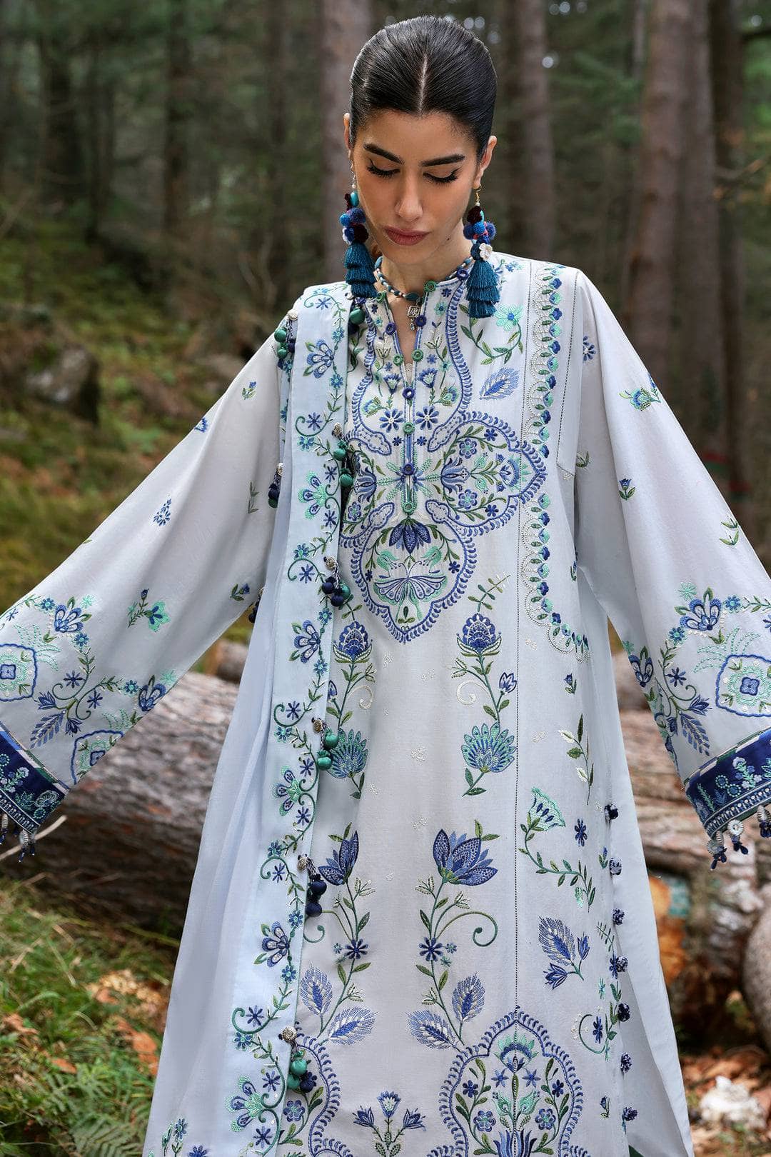 img_zaha_festive_lawn_neelum_awwal_boutique