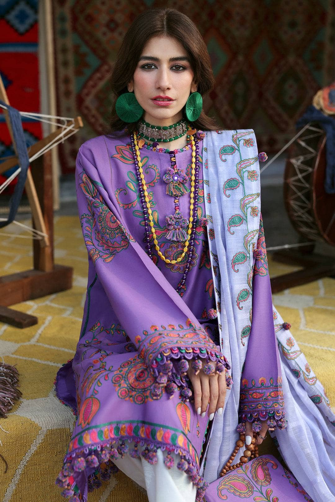 img_zaha_festive_lawn_neelum_awwal_boutique
