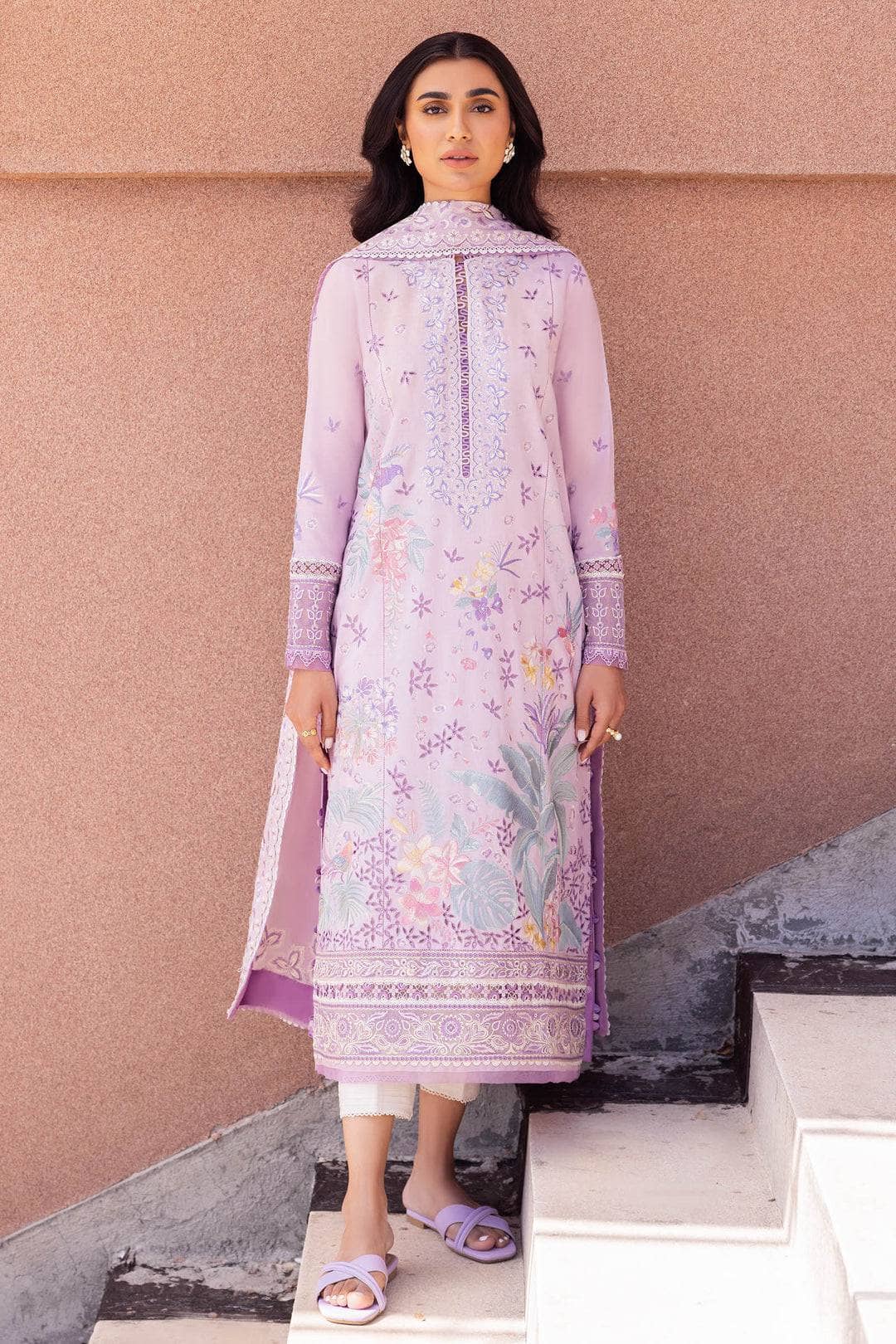 img_zaha_lawn_24_awwal_boutique