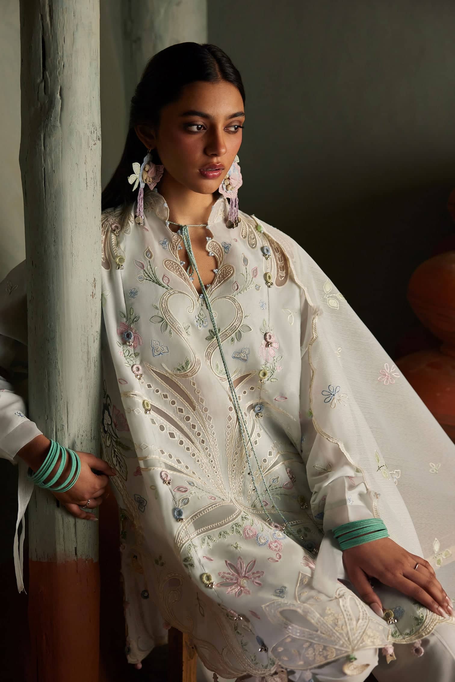 Zaha Meili Festive Lawn 26/SHUǏMĚI 水湄 (ZL26-10 A)