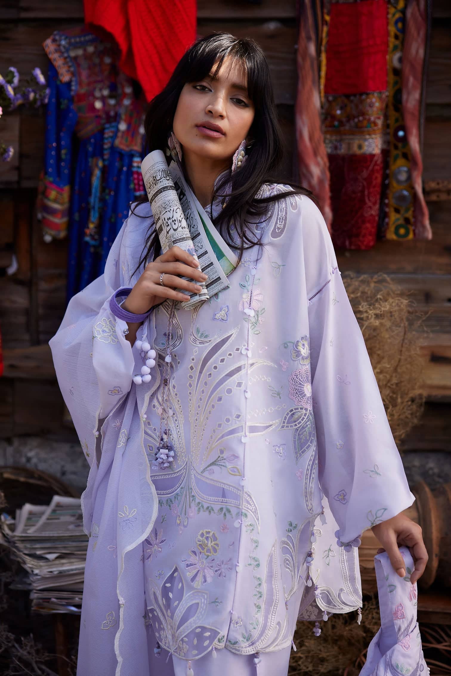 img_zaha_lawn_awwal_boutique