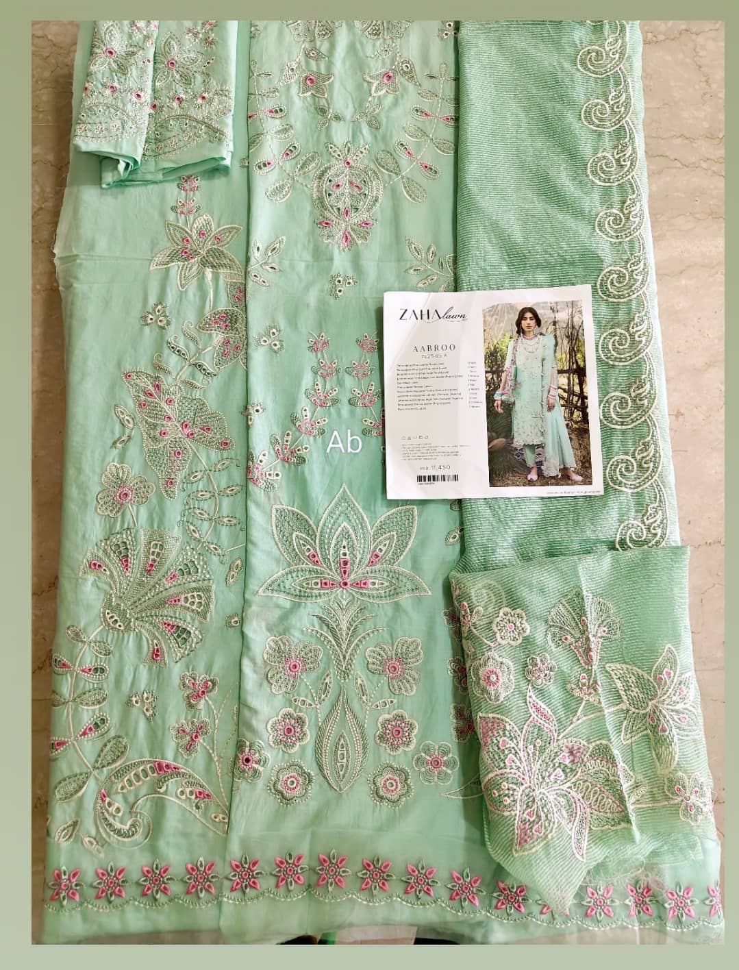 Sale ‼️Open Pic/Zaha Festive Lawn Neelum/Aabroo/5A
