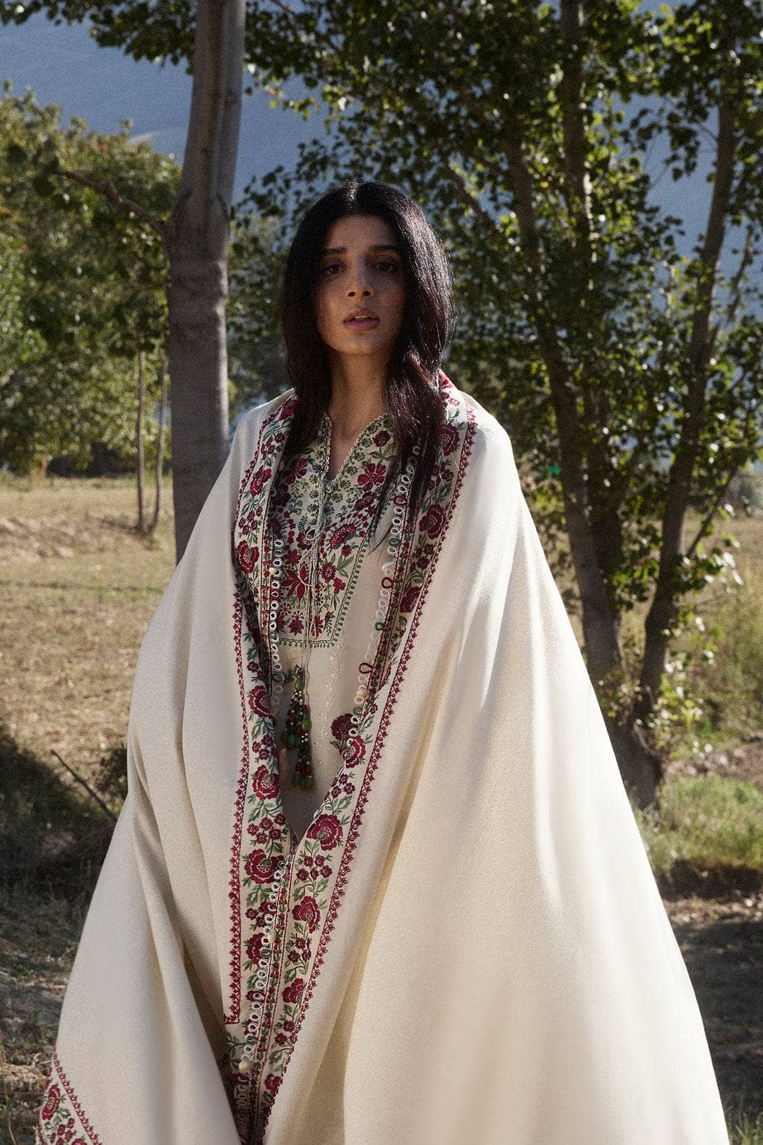 img_zaha_winter_24_awwal_boutique