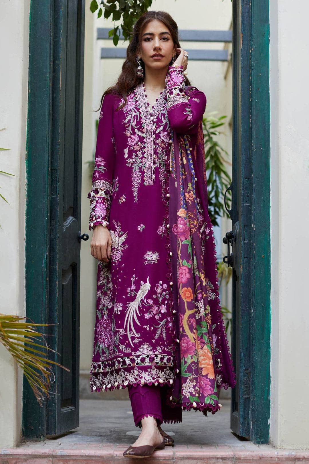 img_zaha_winter_23_awwal_boutique