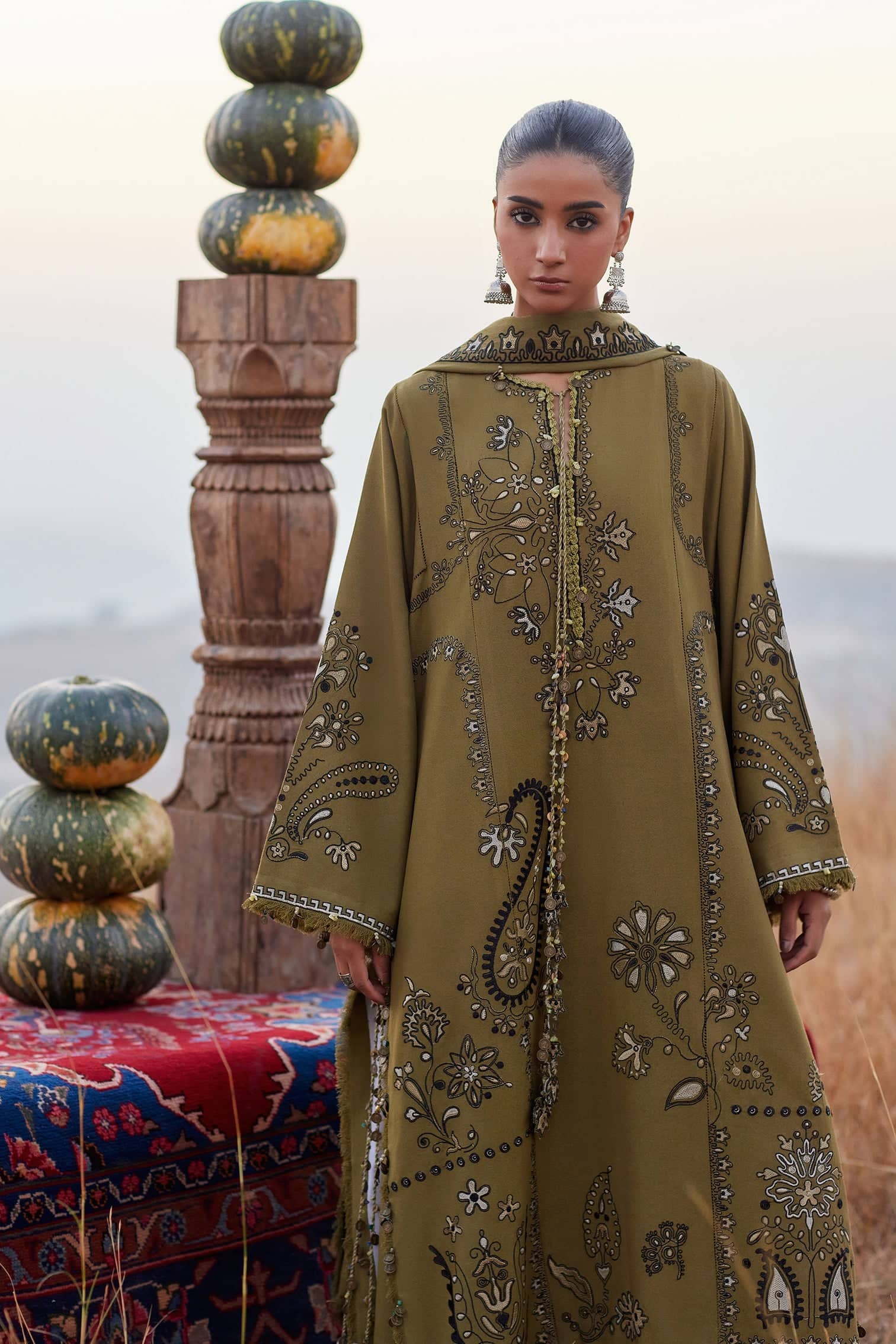 Zaha Winter Pakistani Suits Zaha Winter 25/NAYRA (ZW25-07)