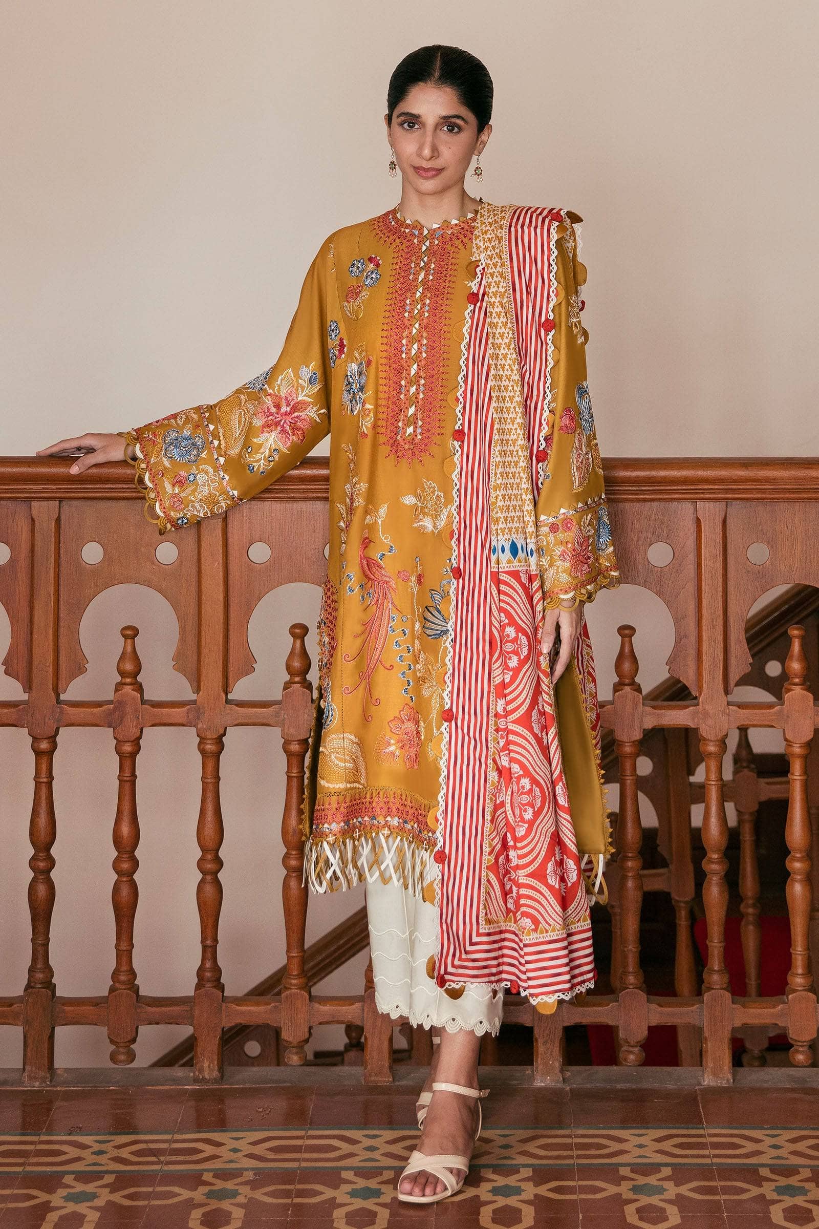 img_zaha_festive_eid_lawn_23_awwal_boutique