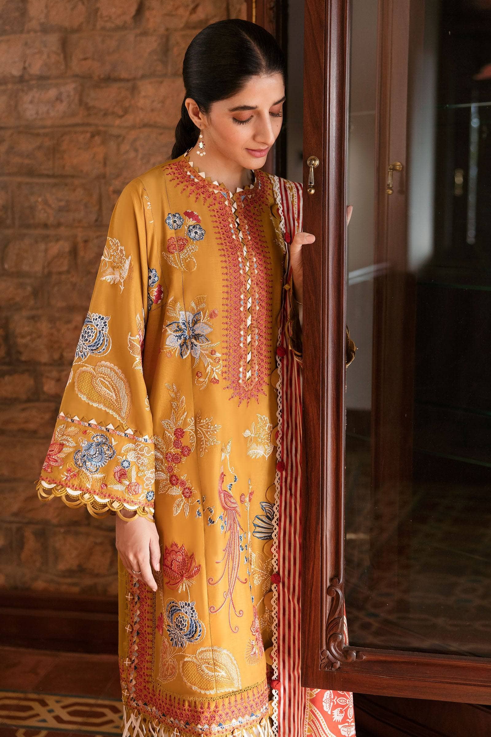 img_zaha_festive_eid_lawn_23_awwal_boutique