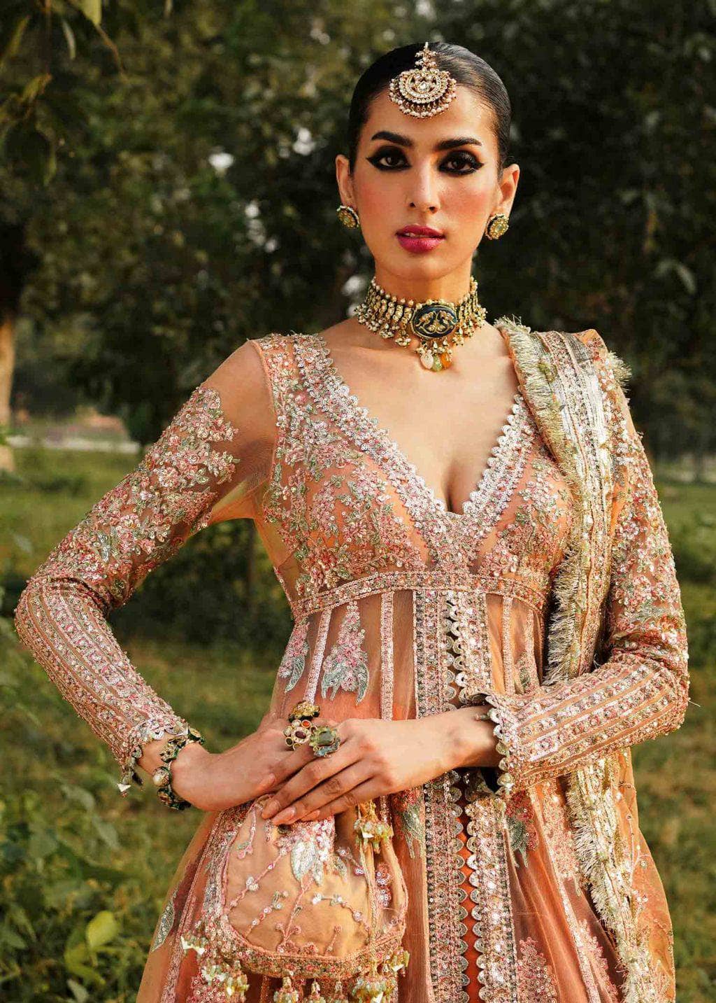 img_zaib_un_nisa_by_hussain_rehar_awwal_boutique