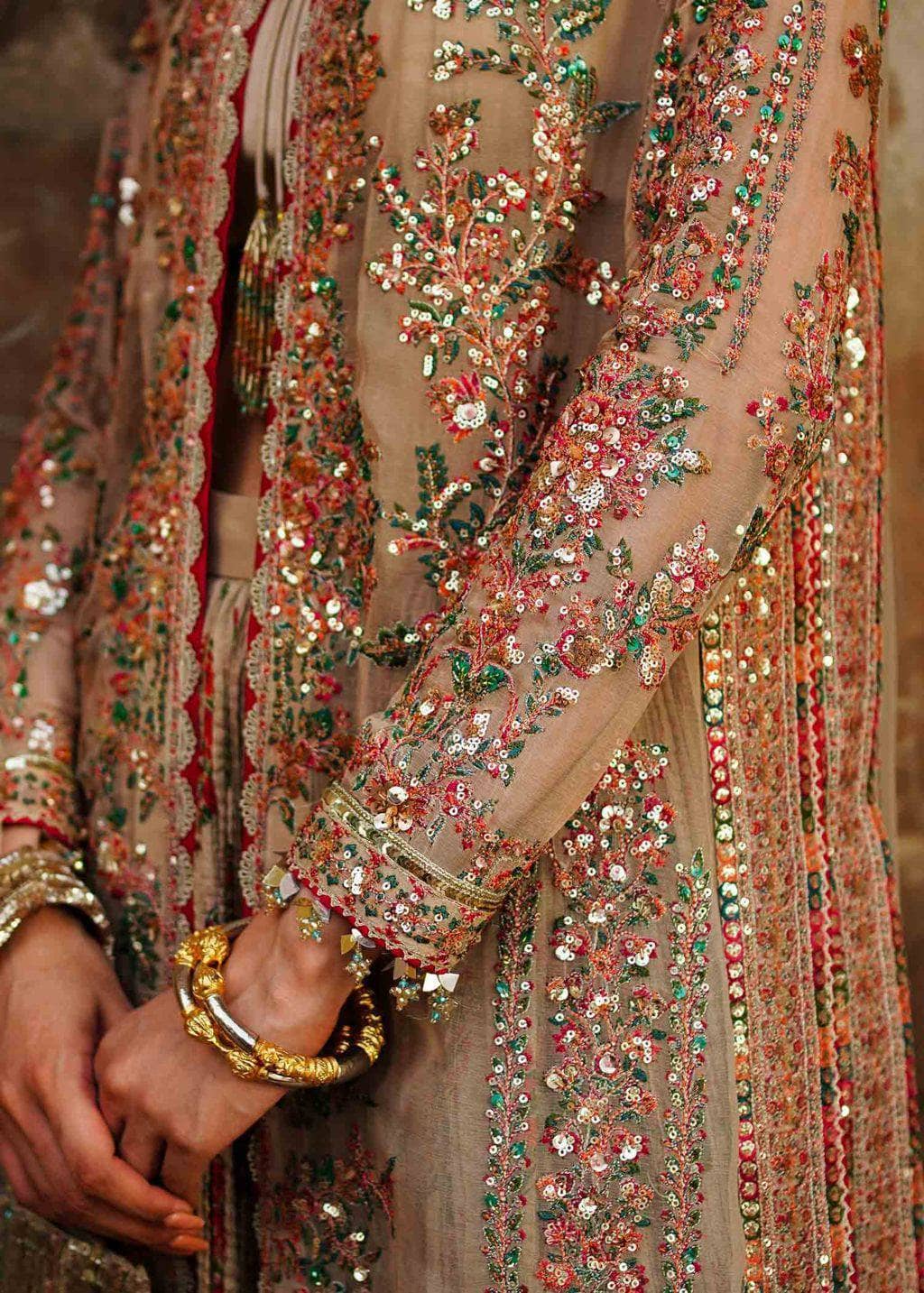 img_zaib_un_nisa_by_hussain_rehar_awwal_boutique