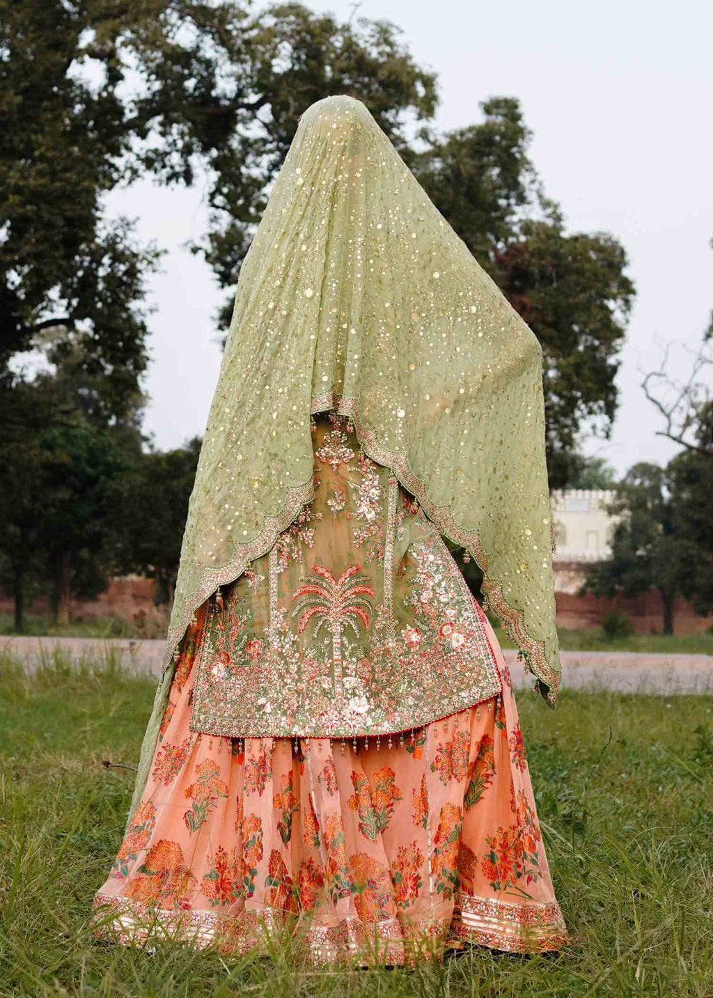 img_zaib_un_nisa_by_hussain_rehar_awwal_boutique