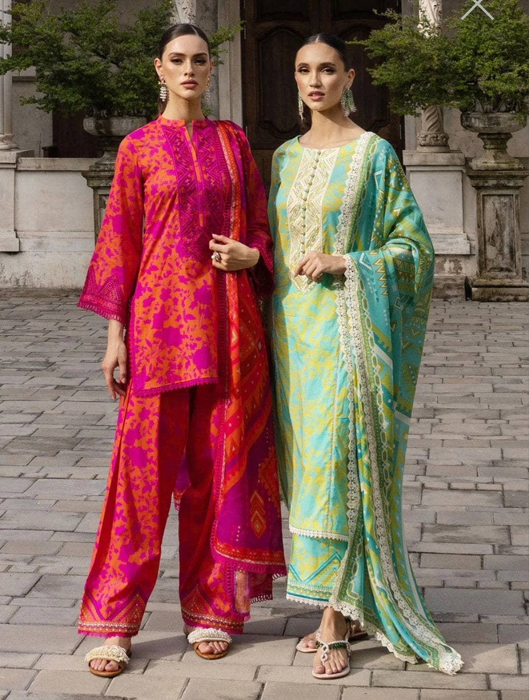 img_zainab_chottani_tahra_lawn_23_awwal_boutique