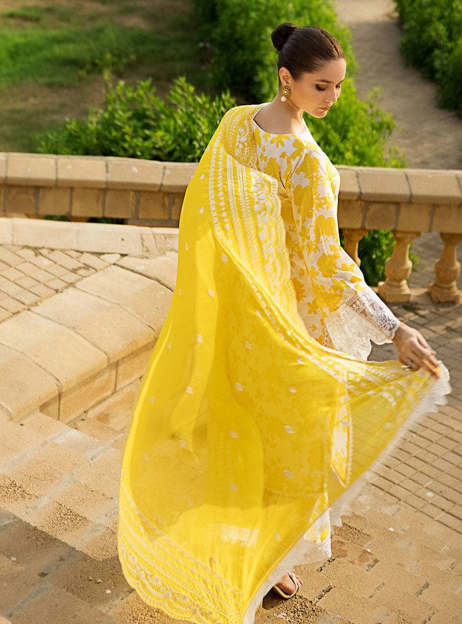 img_zainab_chottani_lawn_23_awwal_boutique