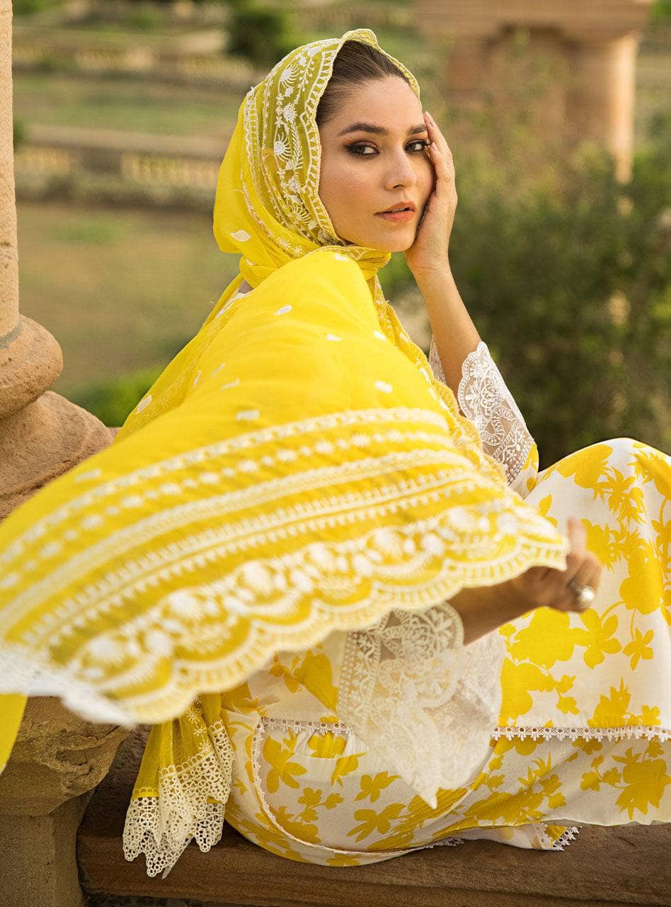 img_zainab_chottani_lawn_23_awwal_boutique
