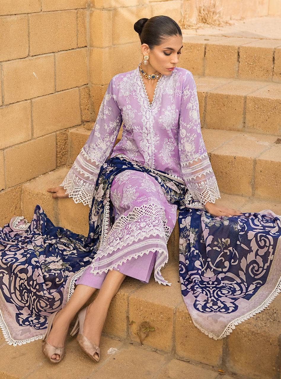img_zainab_chottani_lawn_23_awwal_boutique
