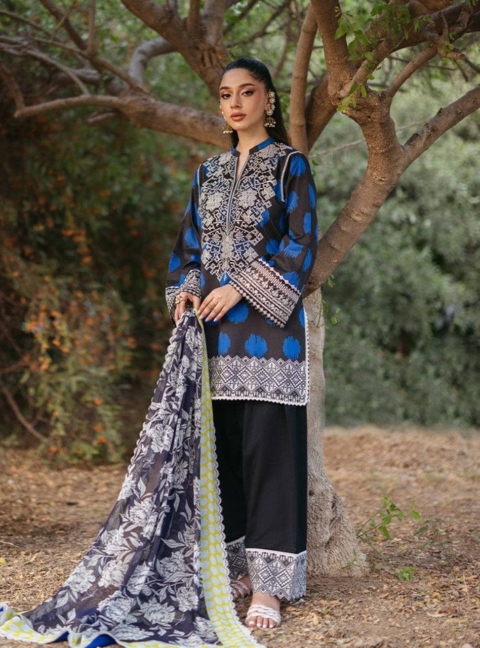 img_zainab_chottani_lawn_24_awwal_boutique