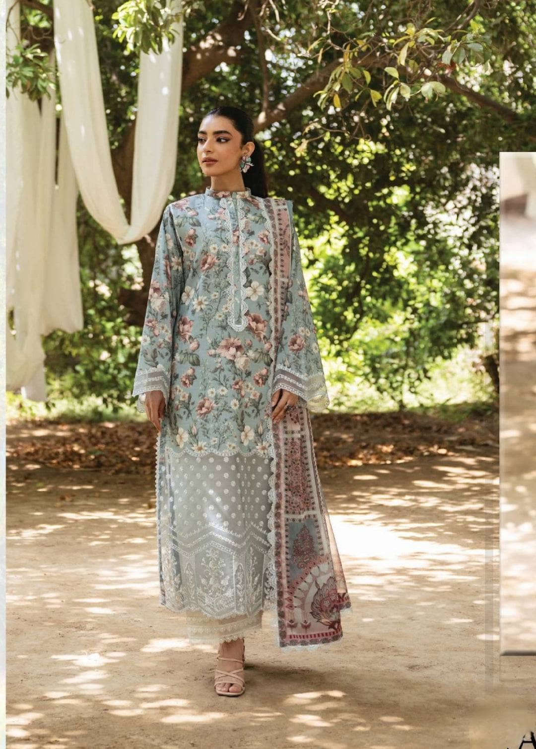 img_zainab_chottani_lawn_24_awwal_boutique